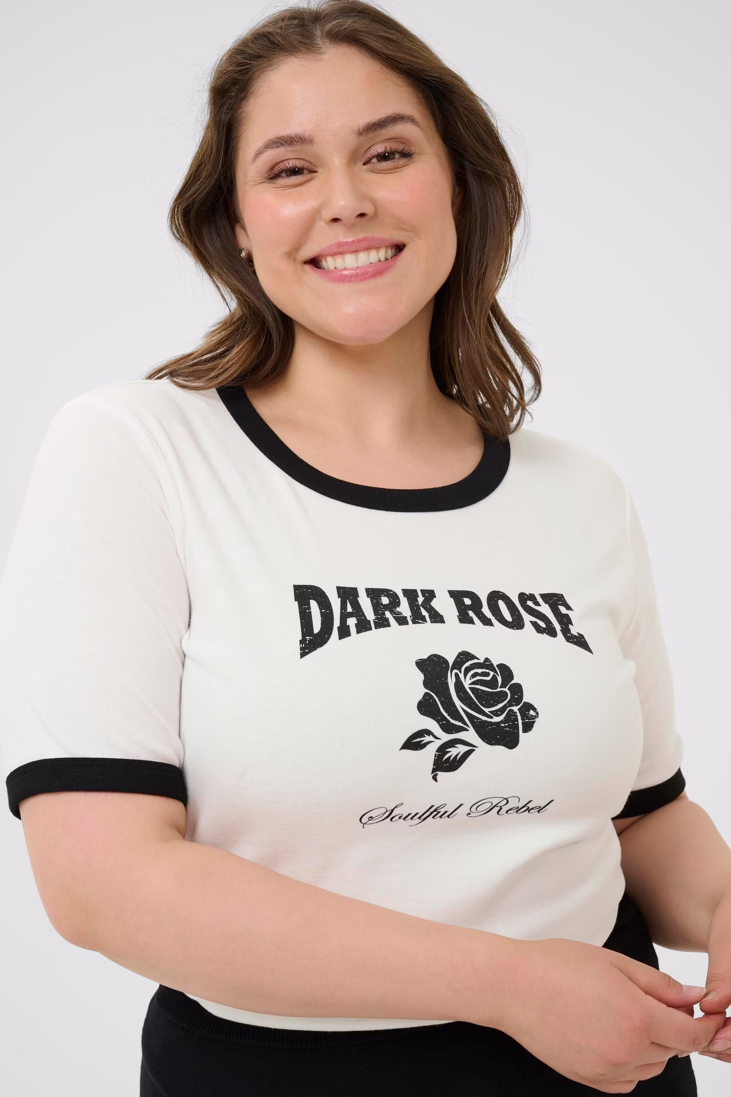 KColivie T-shirt LOOKBOOK DETAIL 10583887-110602