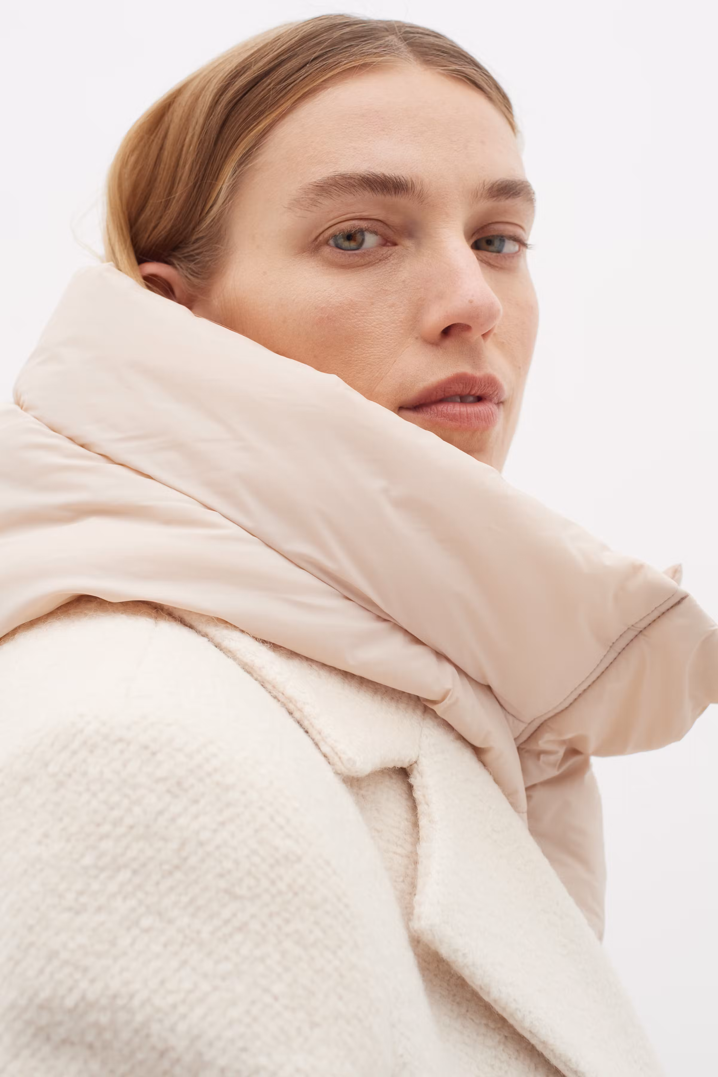 LilaIW Kapuze LOOKBOOK DETAIL 30109563-130403