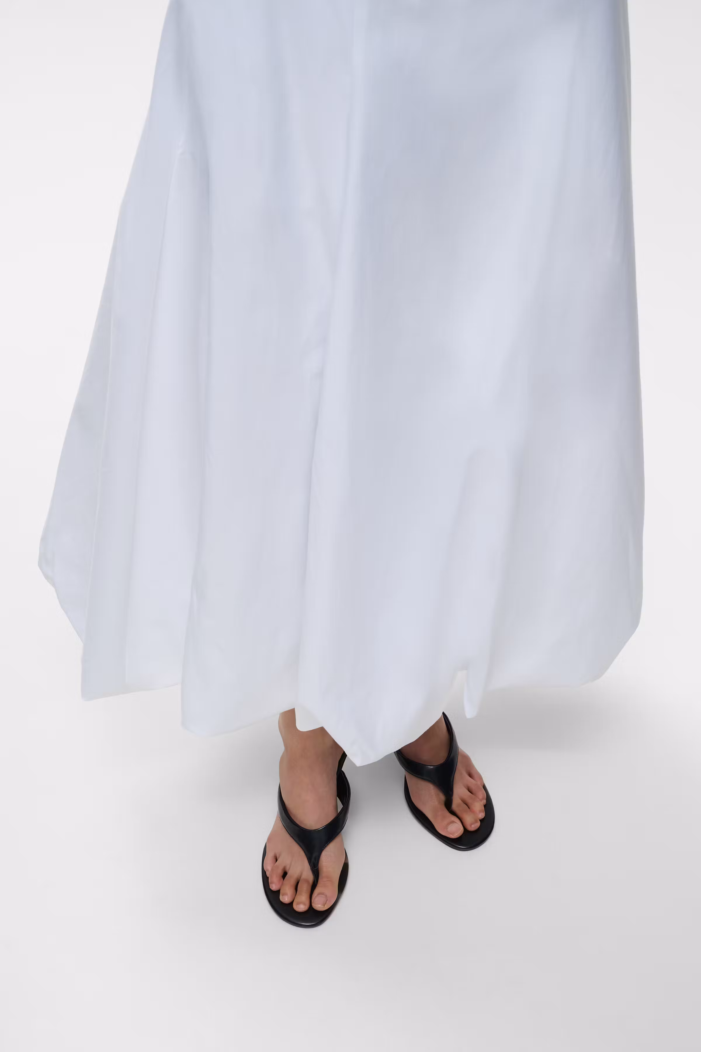 IOSAGE Skirt LOOKBOOK FRONT 30600656-WH001