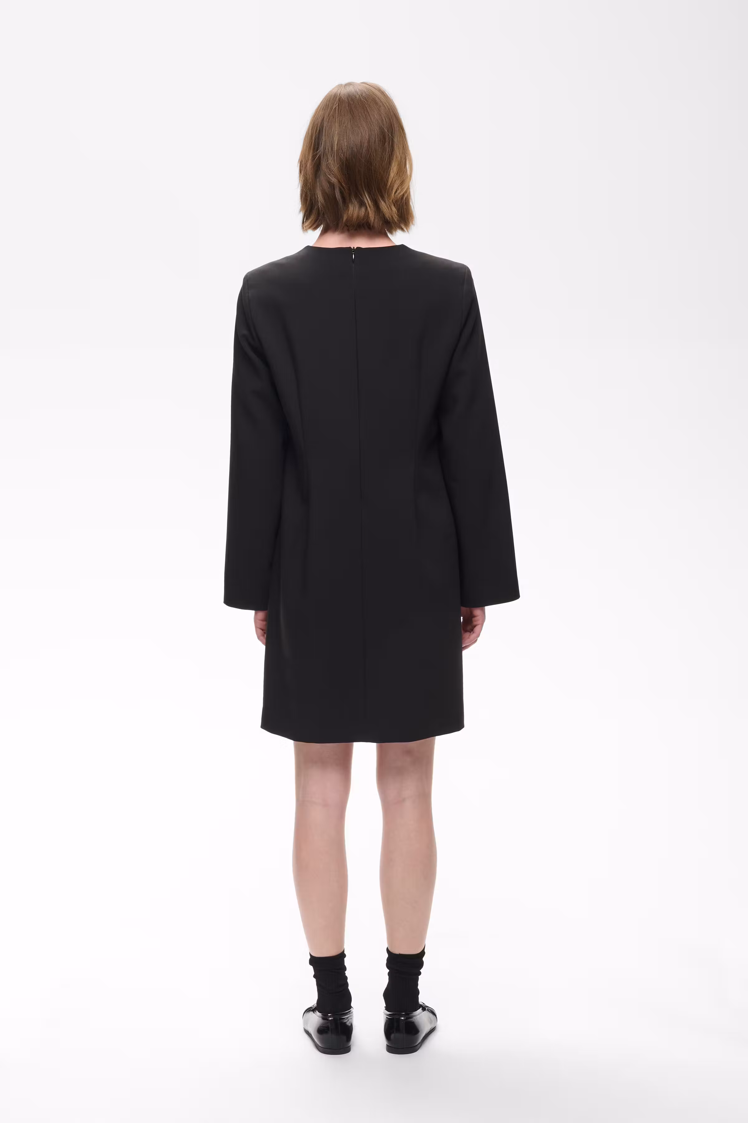 CASSIEHIW Kleid LOOKBOOK BACK 30112903-194008