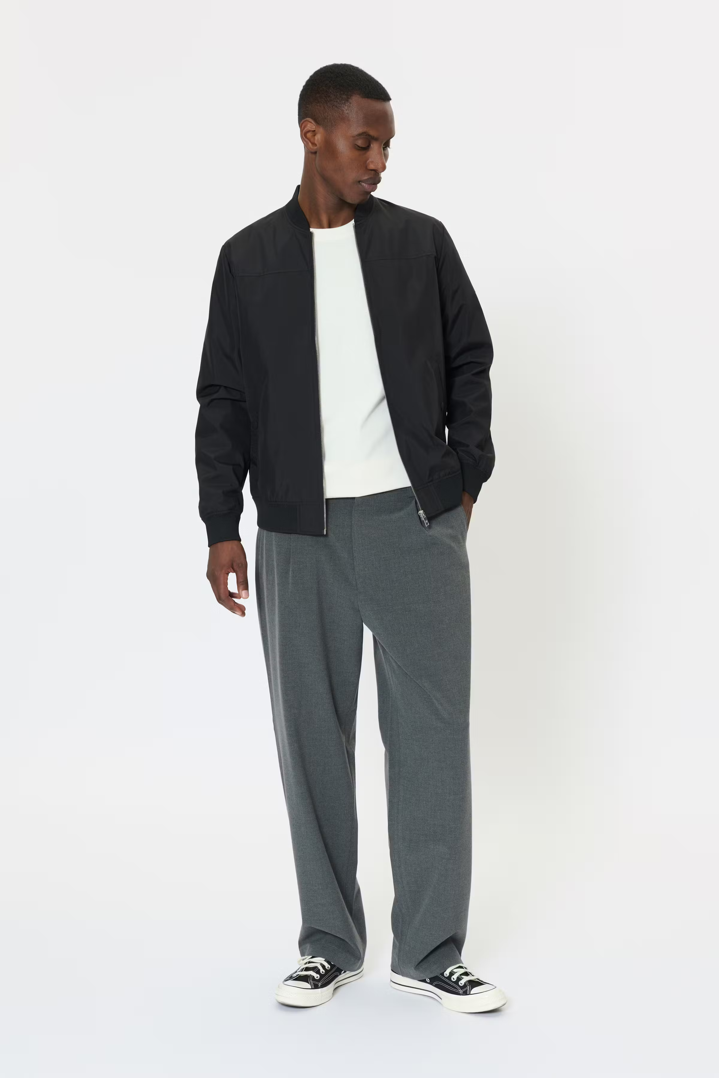 MAclay Bomber Jacket LOOKBOOK FRONT 30205869-300275