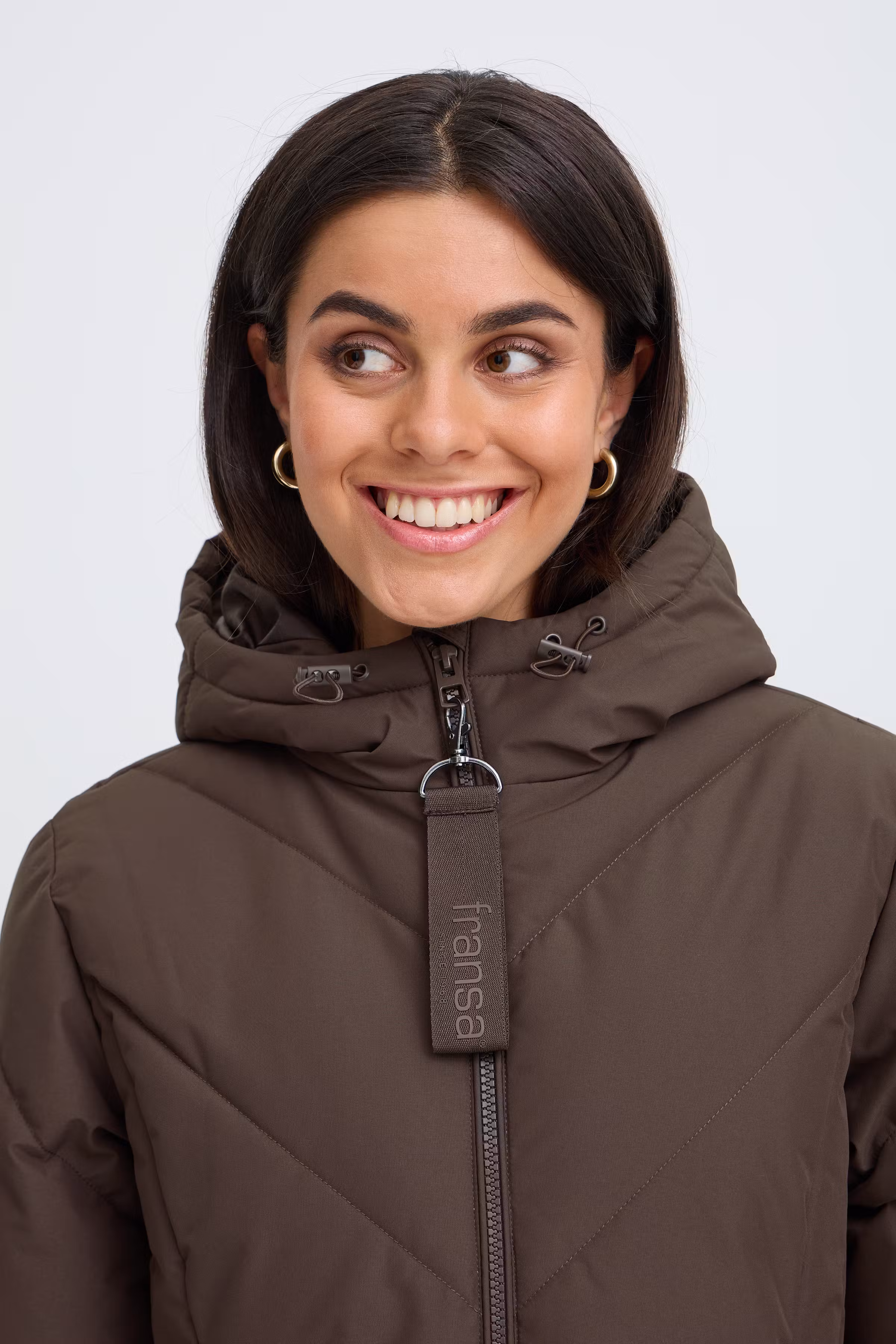 FRMAISE Outerwear LOOKBOOK DETAIL 20617840-190913