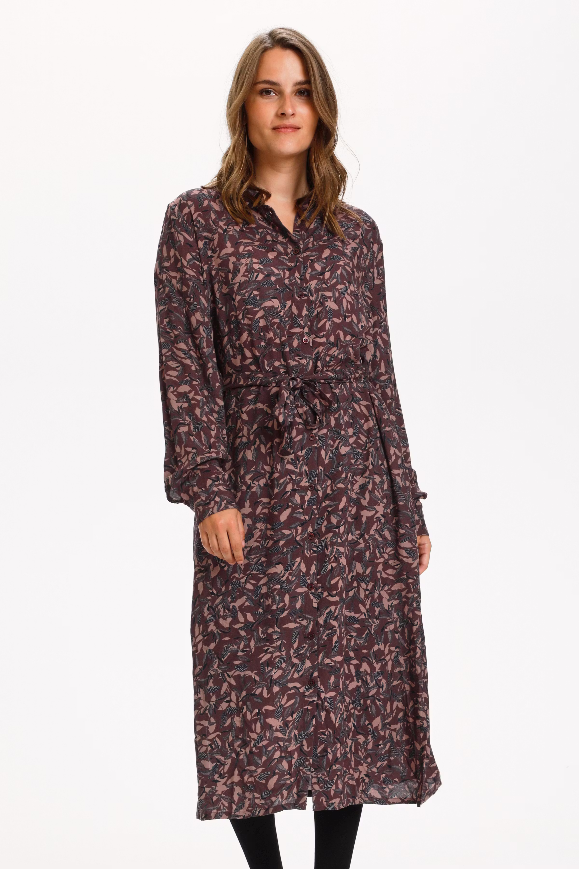 BPwiona Jurk LOOKBOOK FRONT 10590132-102135