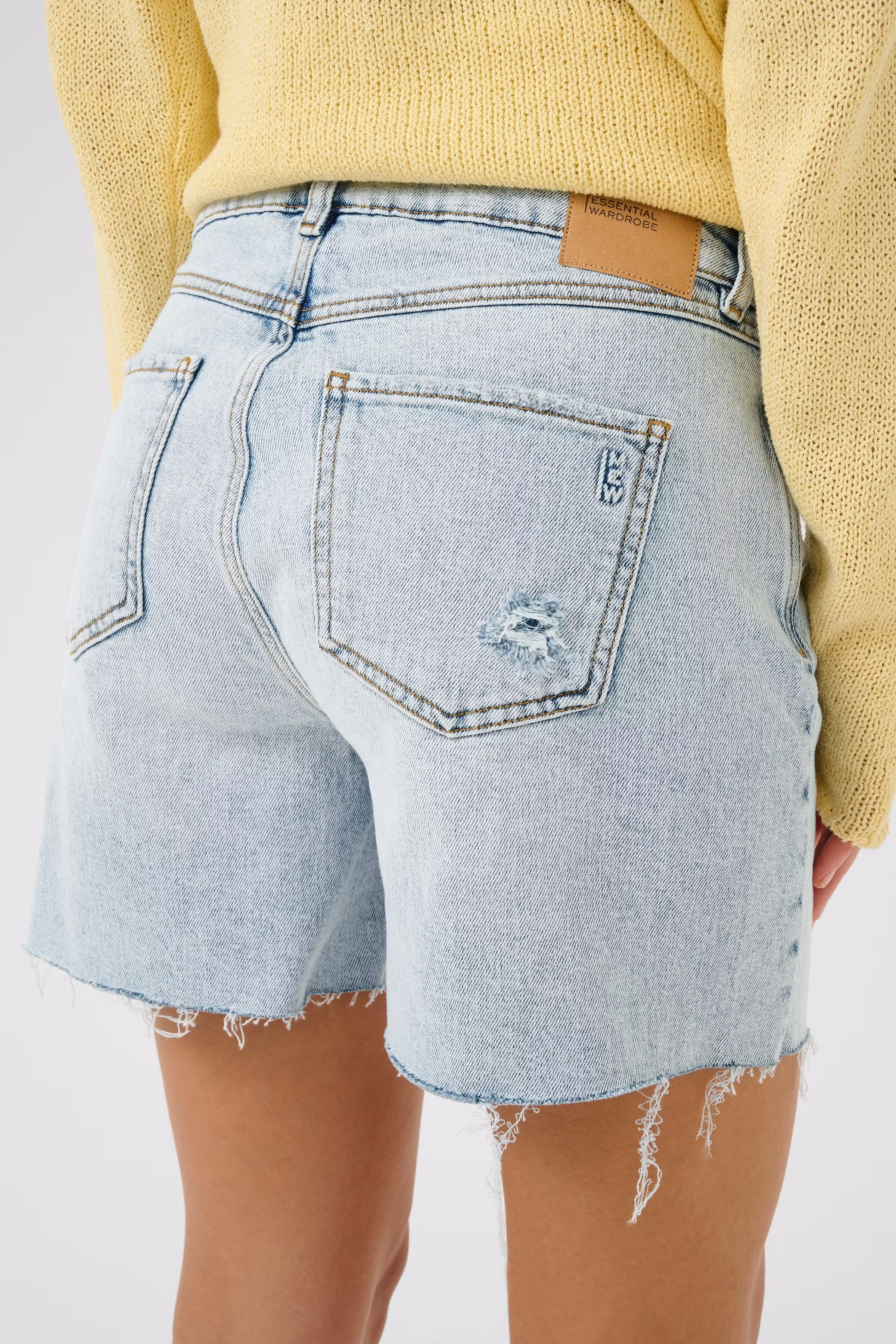 LucyMW Shorts LOOKBOOK DETAIL 10705152-100046