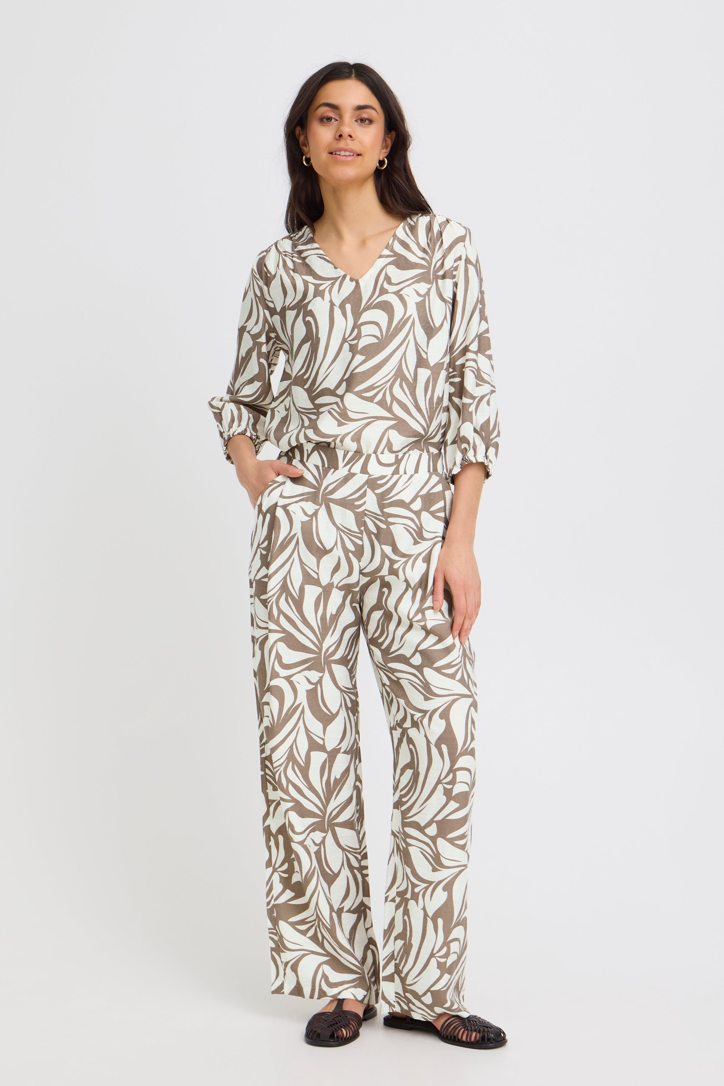 FRARIANA Trousers LOOKBOOK FRONT 20615422-900006094