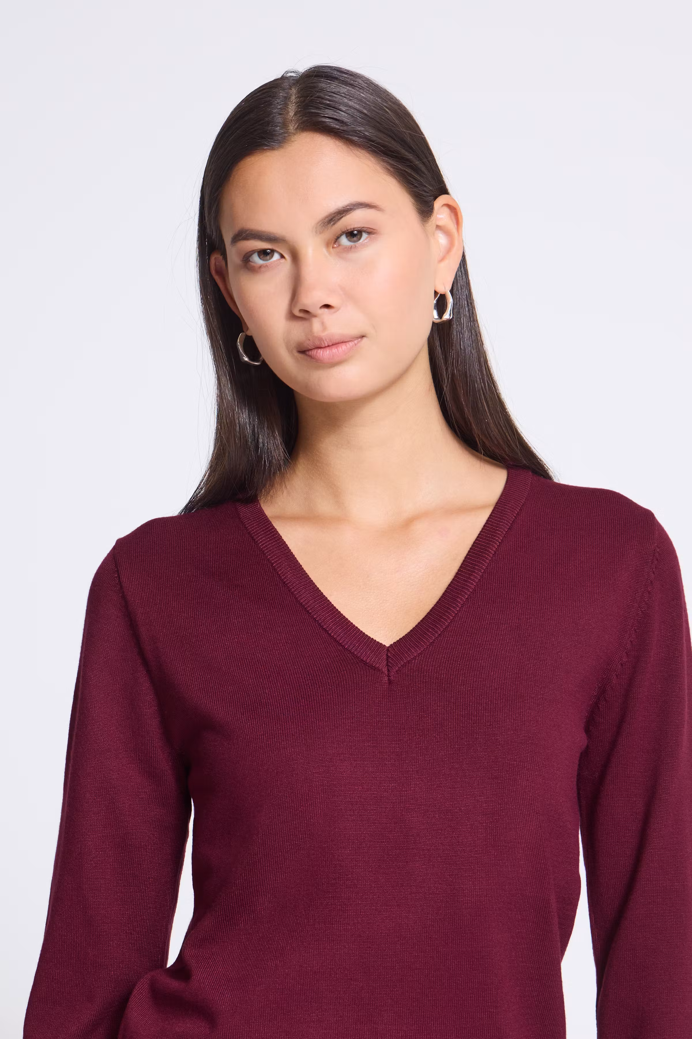 IHLULS V-Neck Pullover LOOKBOOK DETAIL 20125815-192024