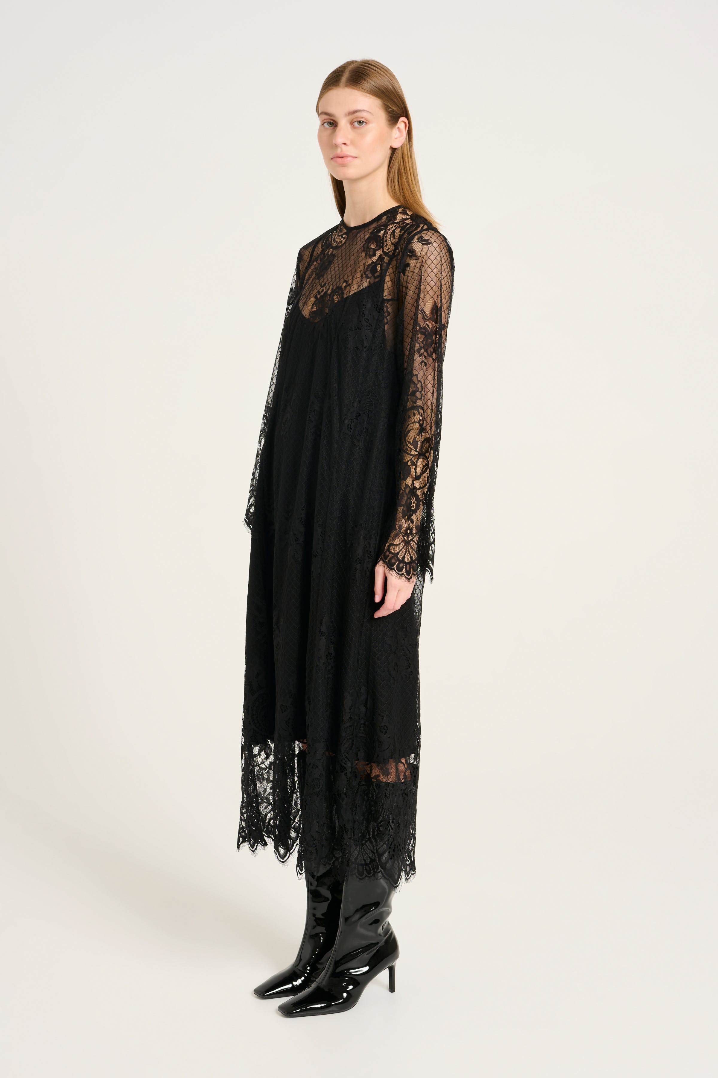 LaicaGZ Dress LOOKBOOK FRONT 10909358-100017