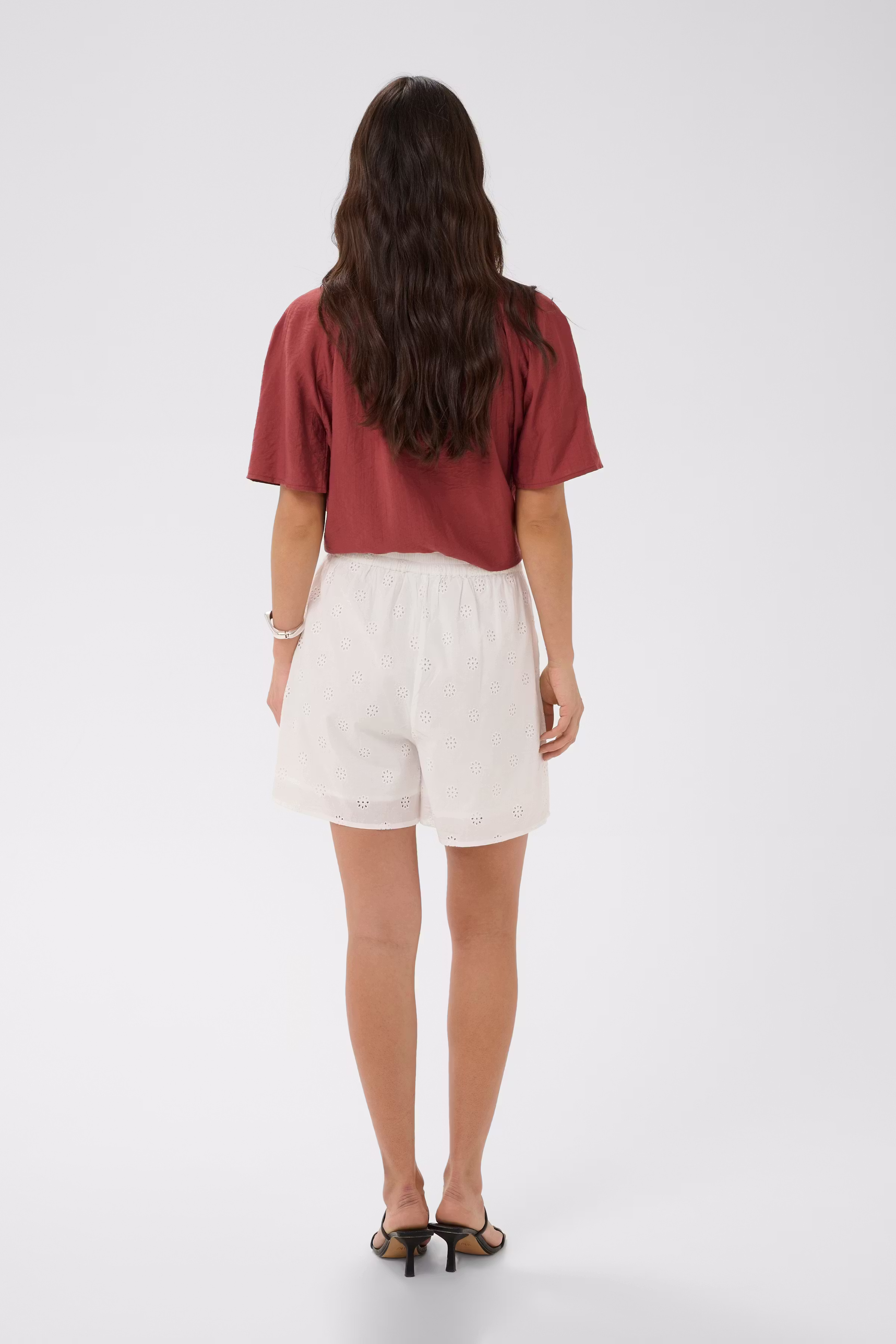 KAfiona Shorts LOOKBOOK BACK 10511510-110602