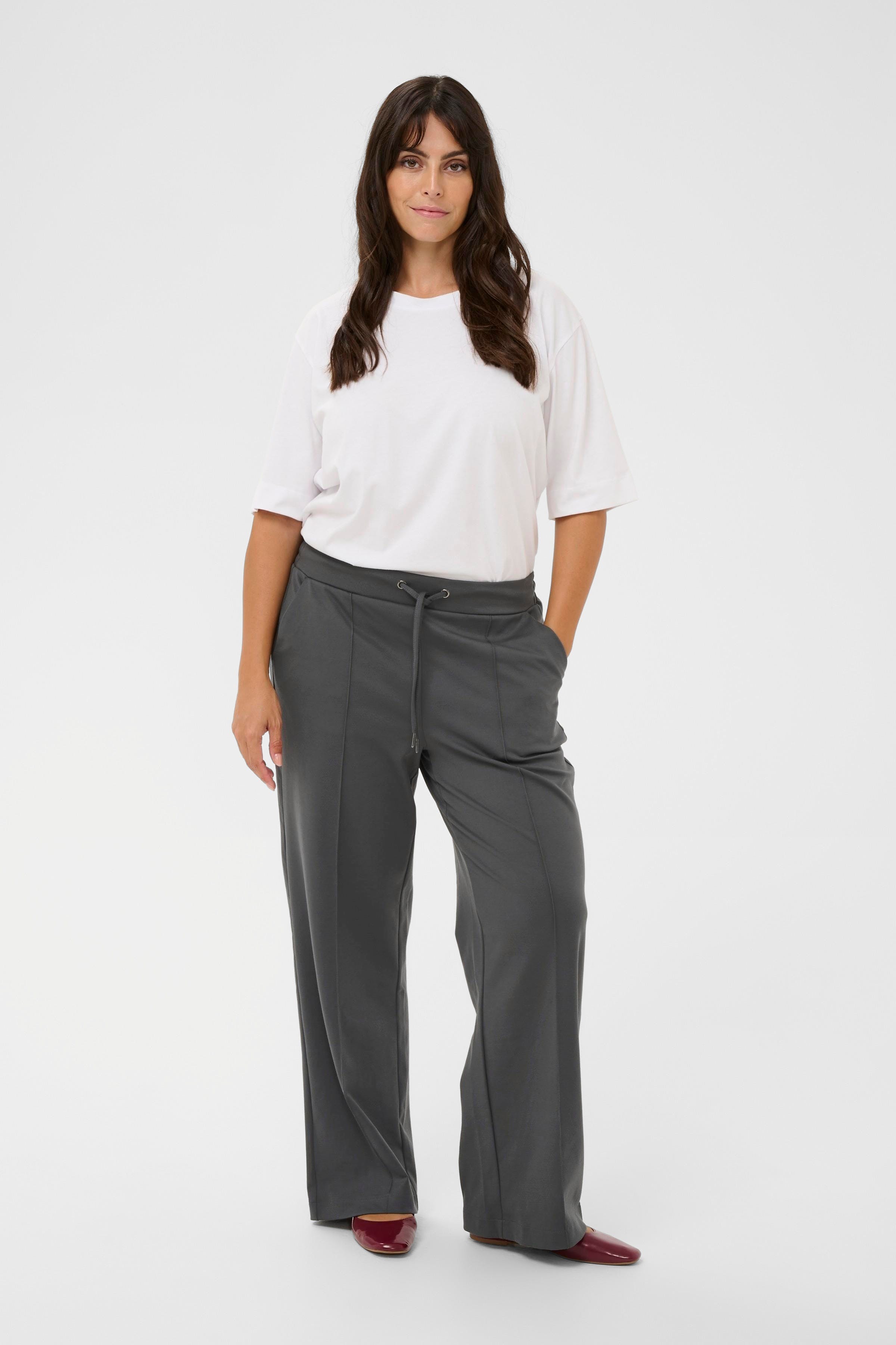 KCjenna Straight Trousers LOOKBOOK FRONT 10582248-190205
