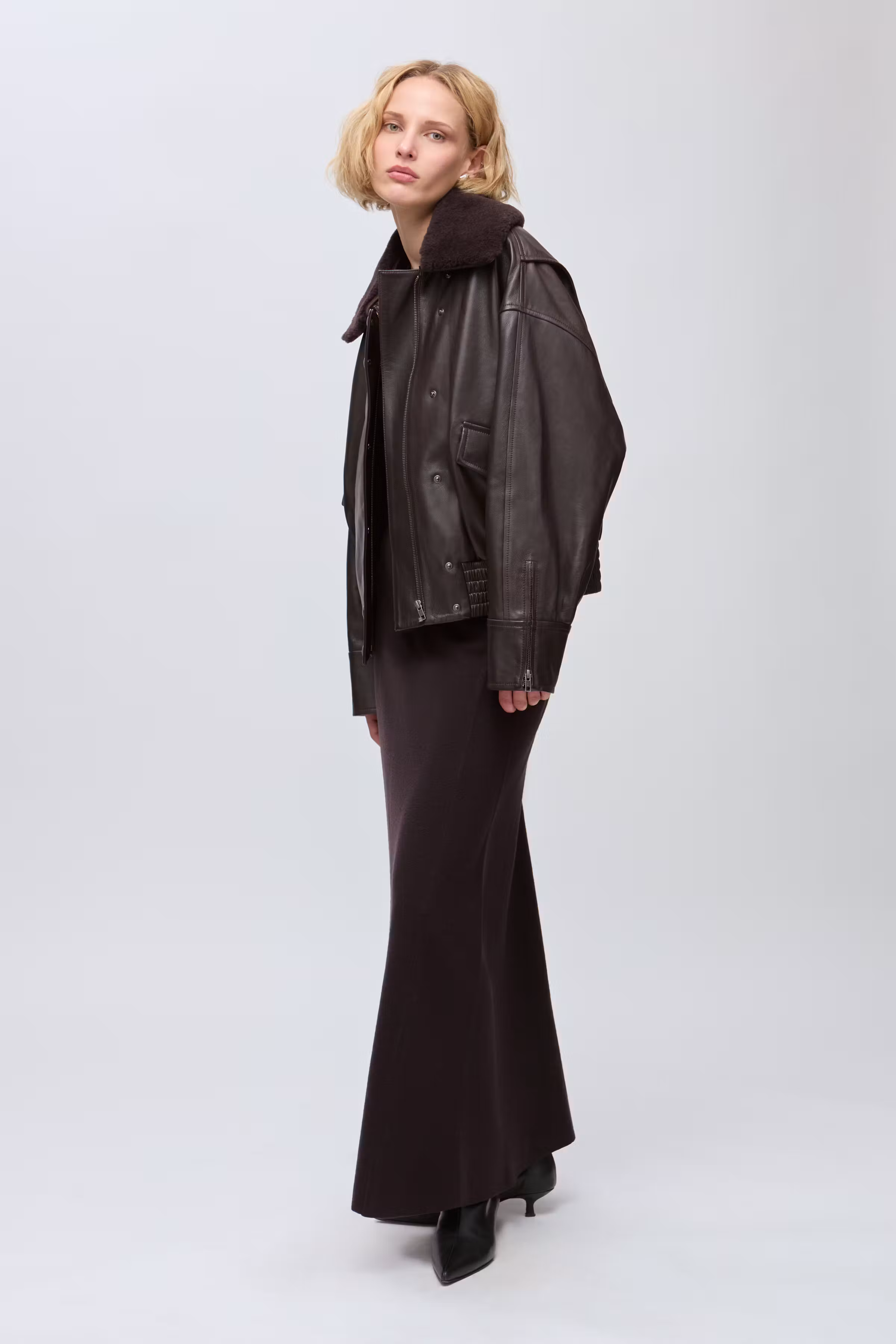 IOLaila Outerwear LOOKBOOK FRONT 30600079-BR289