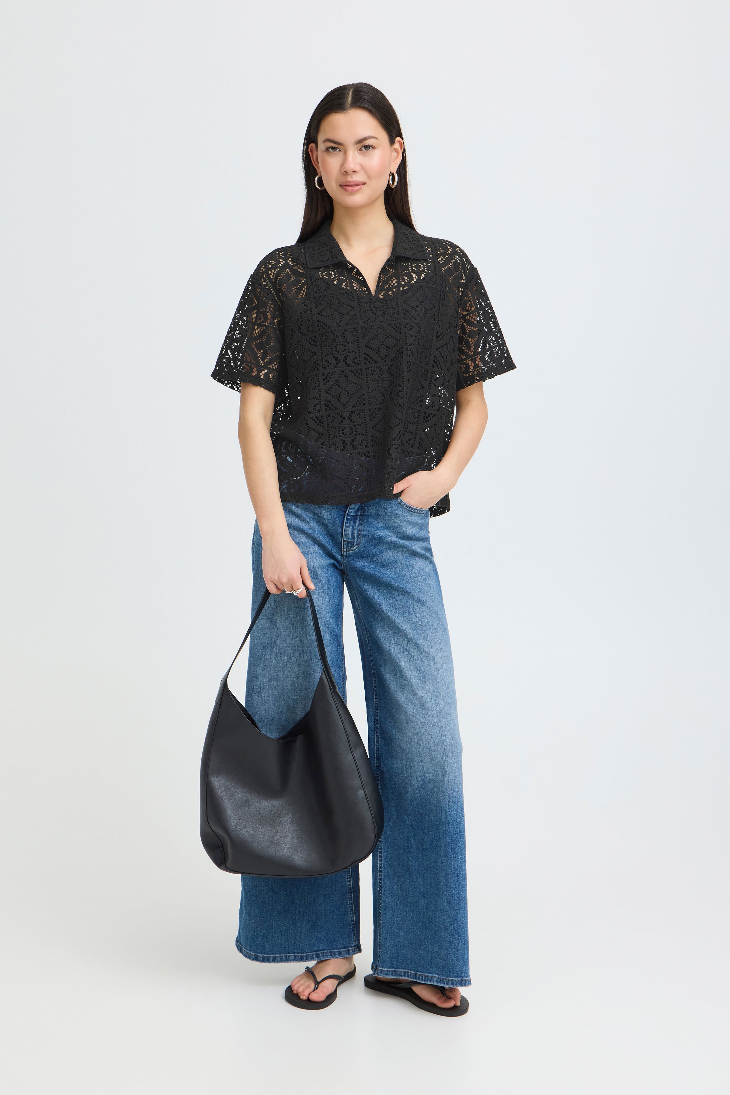 IHNAIMA T-shirt LOOKBOOK FRONT 20125459-194008