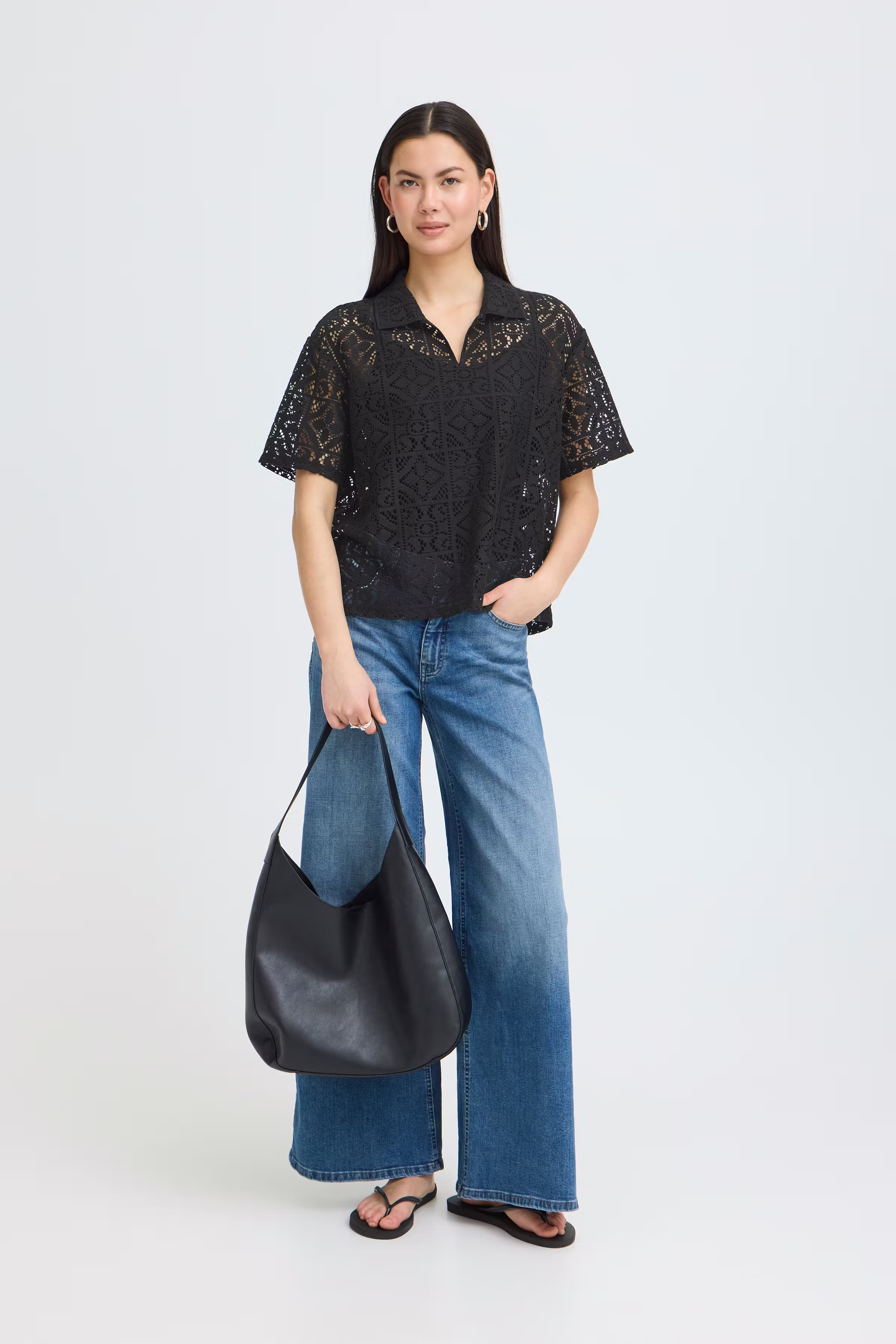 IHNAIMA T-shirt LOOKBOOK FRONT 20125459-194008