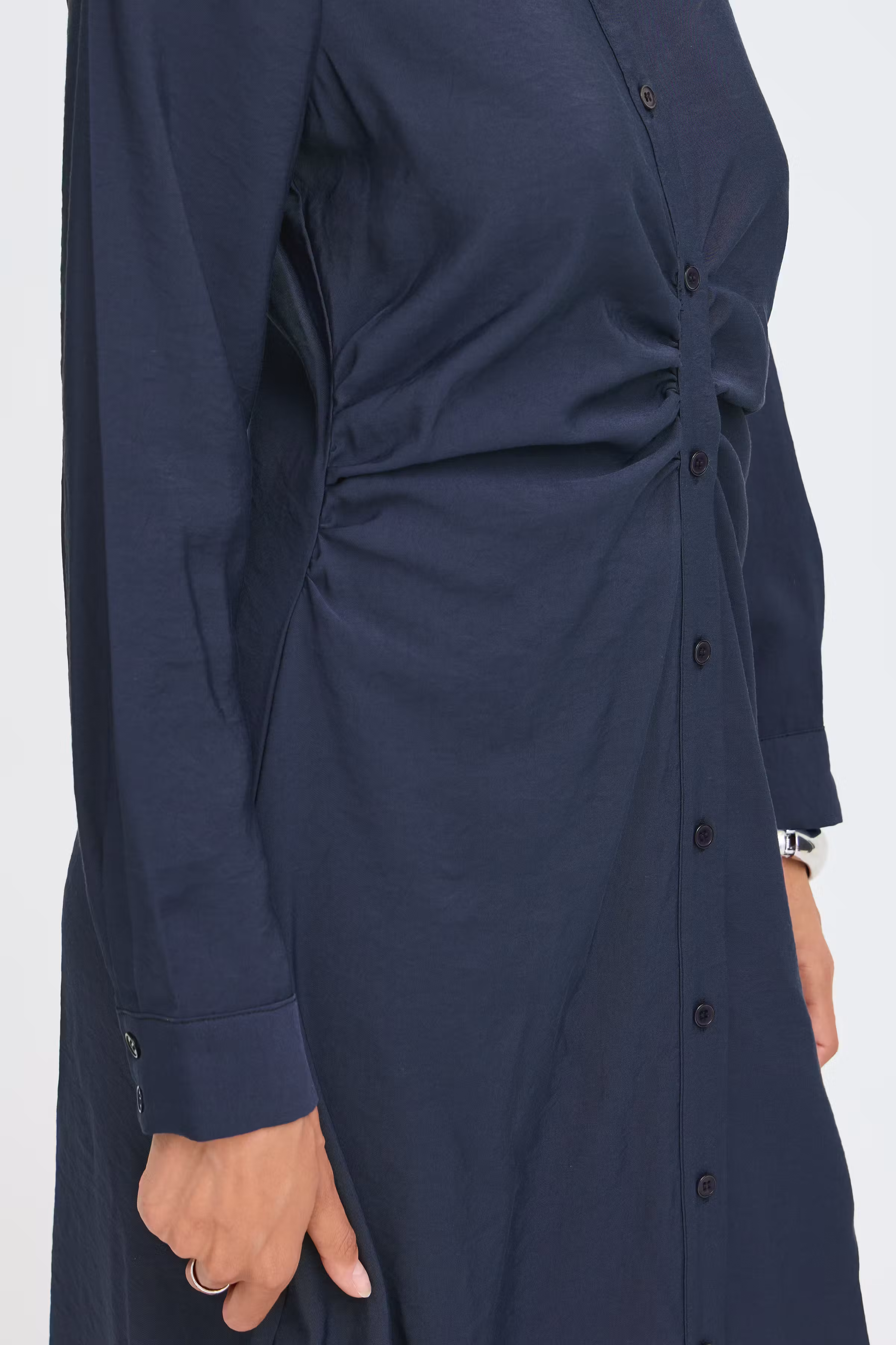 BYXFLOY Kjole LOOKBOOK DETAIL 20820321-194020