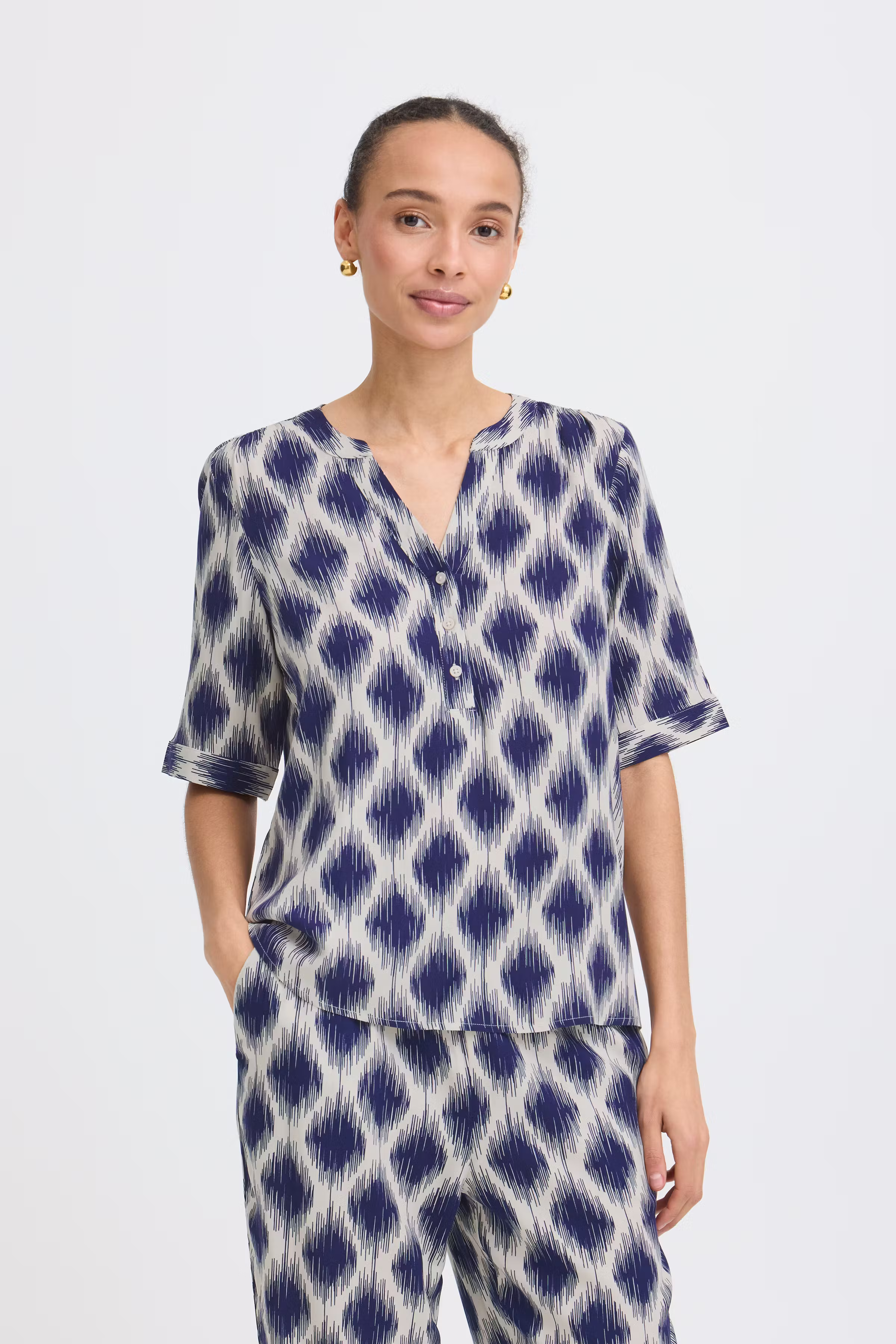 BYMMJOELLA Blouse LOOKBOOK FRONT 20818775-900006745