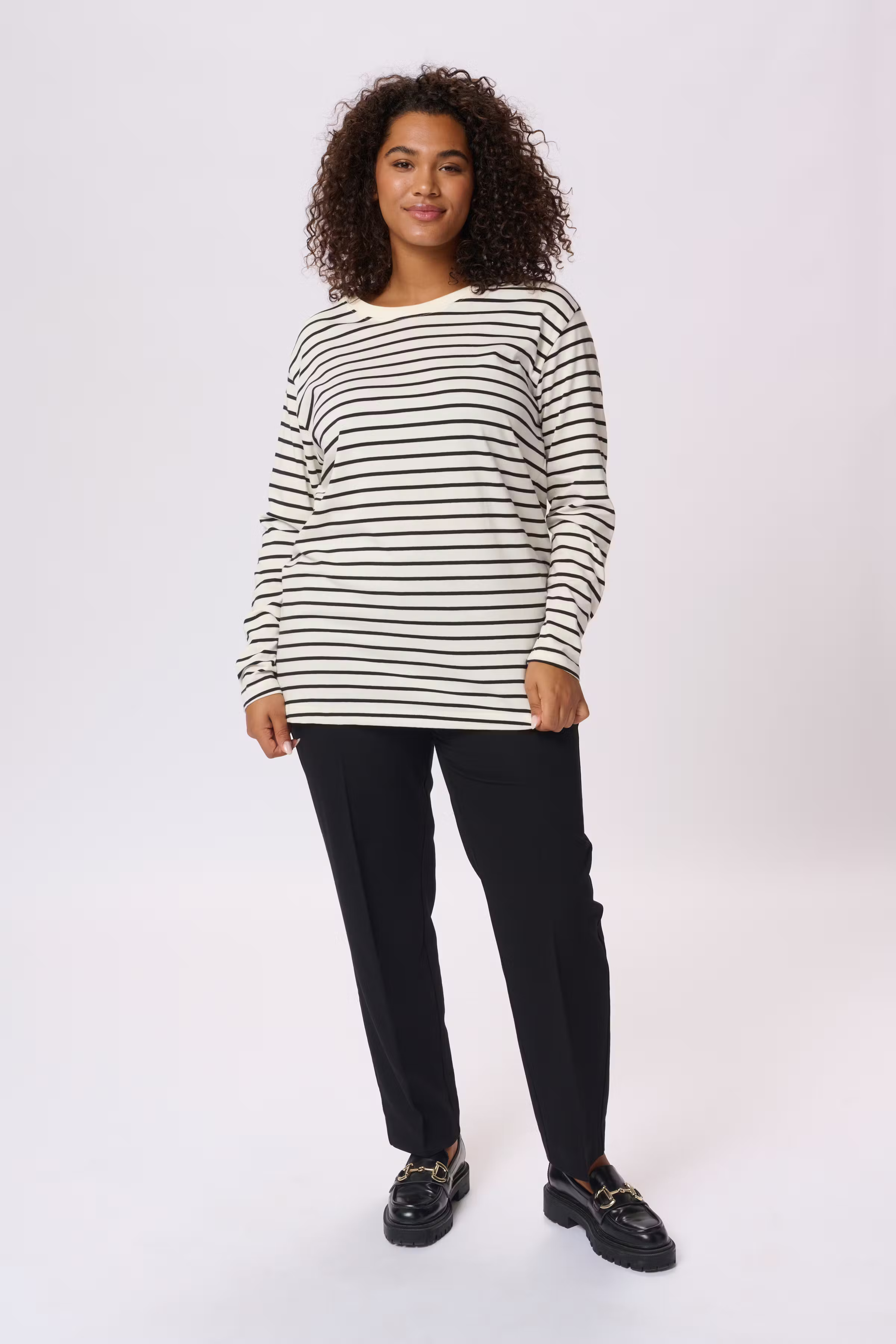 KCwinni Stribet Bluse LOOKBOOK FRONT 10581775-104655