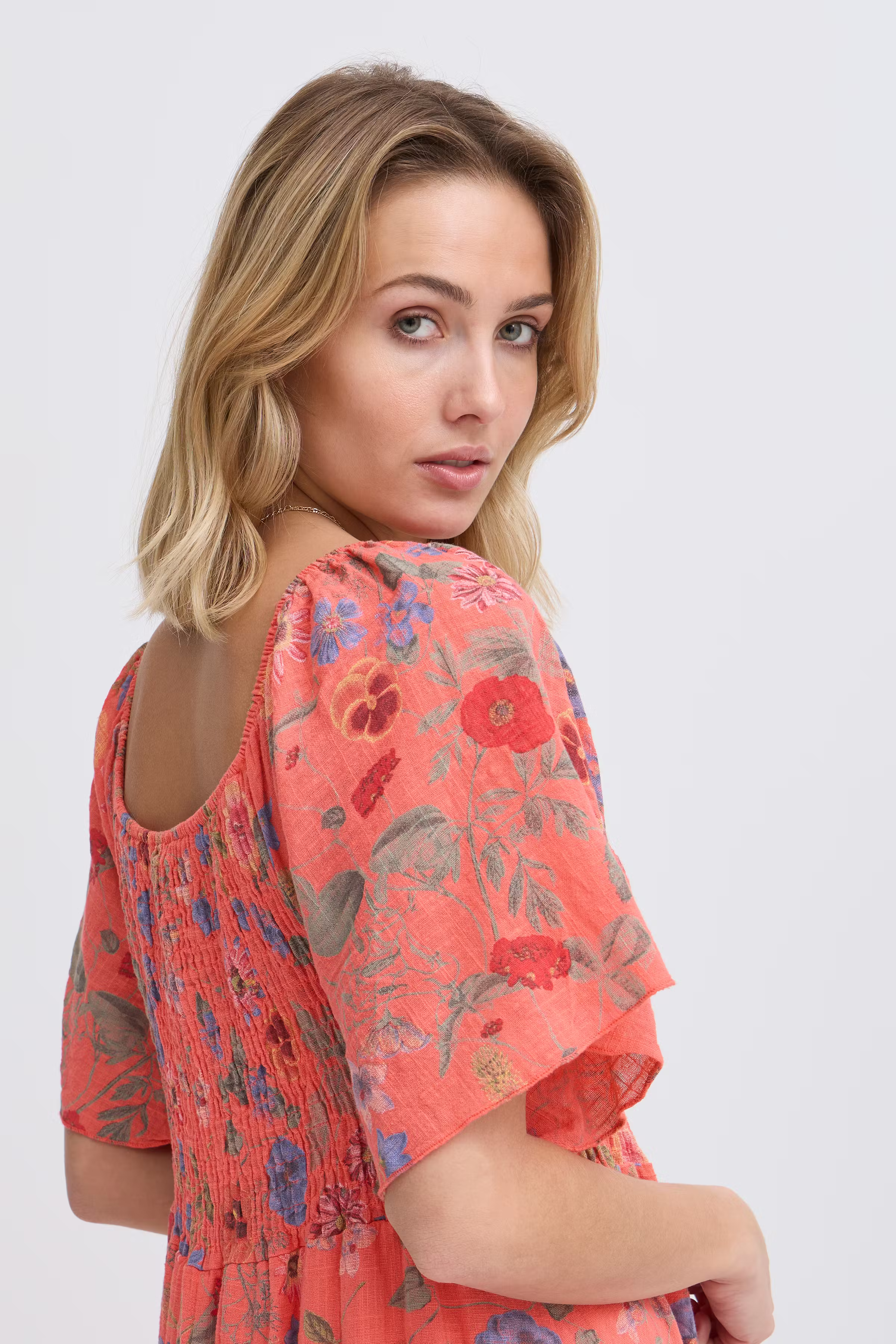 SBALEXA Kjole LOOKBOOK DETAIL 22100924-161546