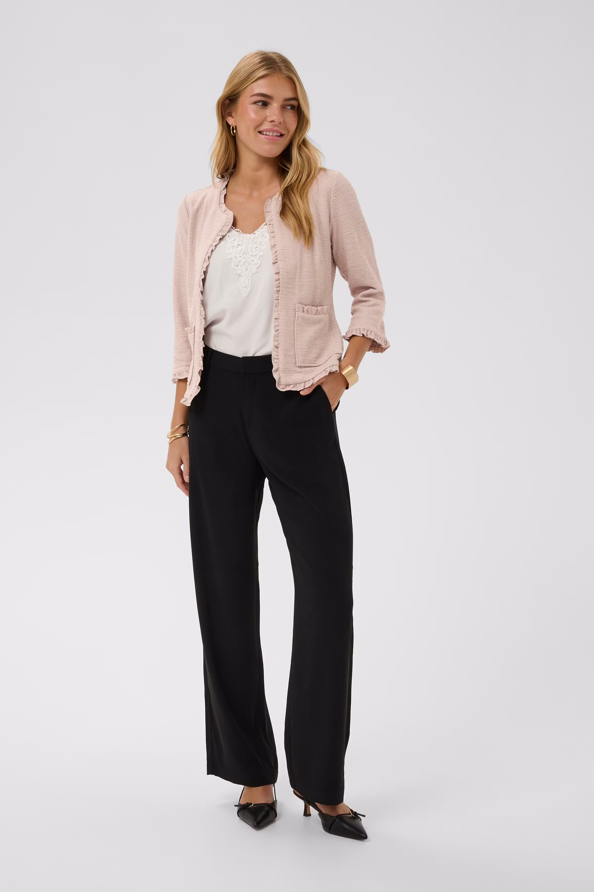 CRMellie Cardigan LOOKBOOK FRONT 10612204-141307