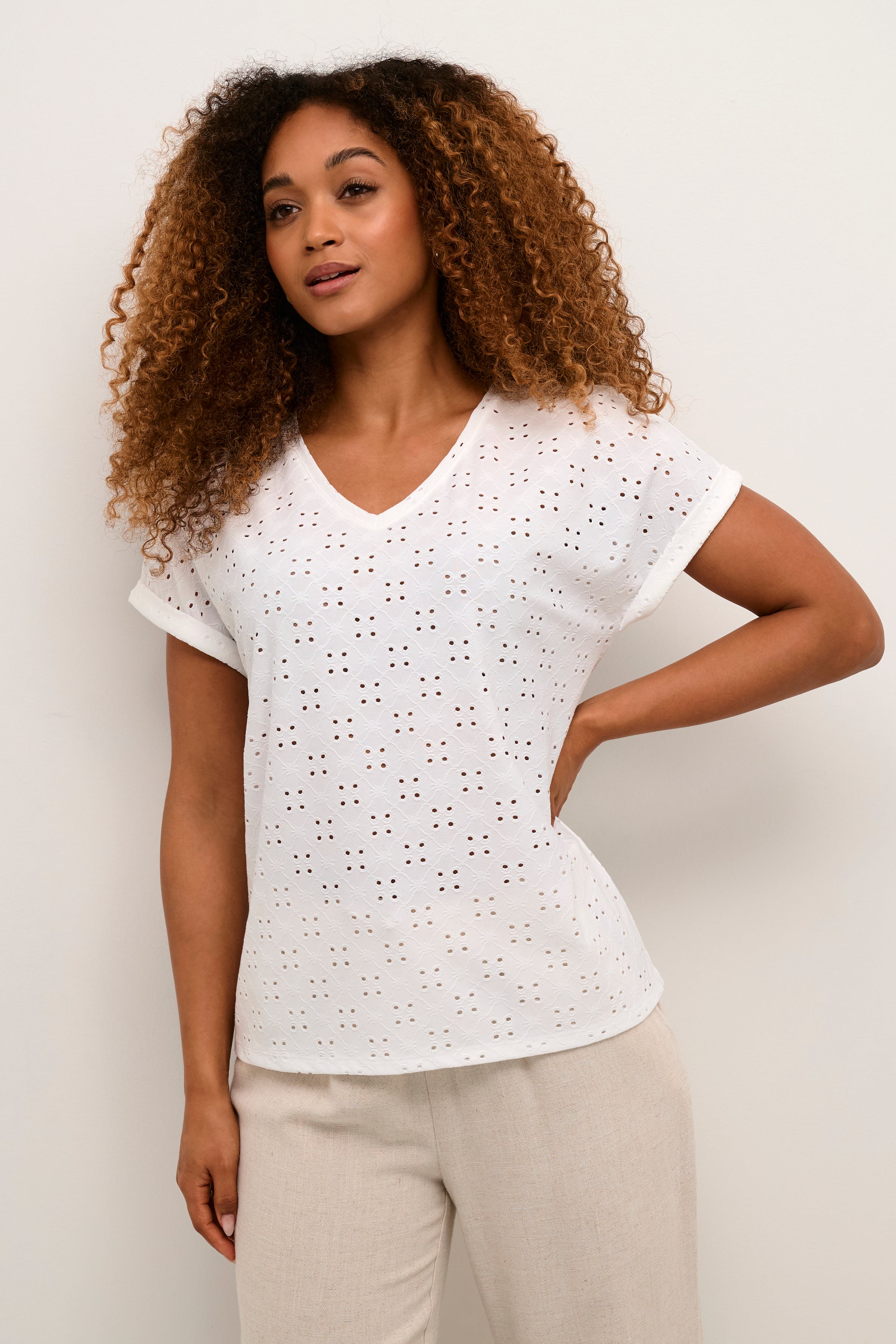 LCSina Blouse LOOKBOOK FRONT 10613242-110601