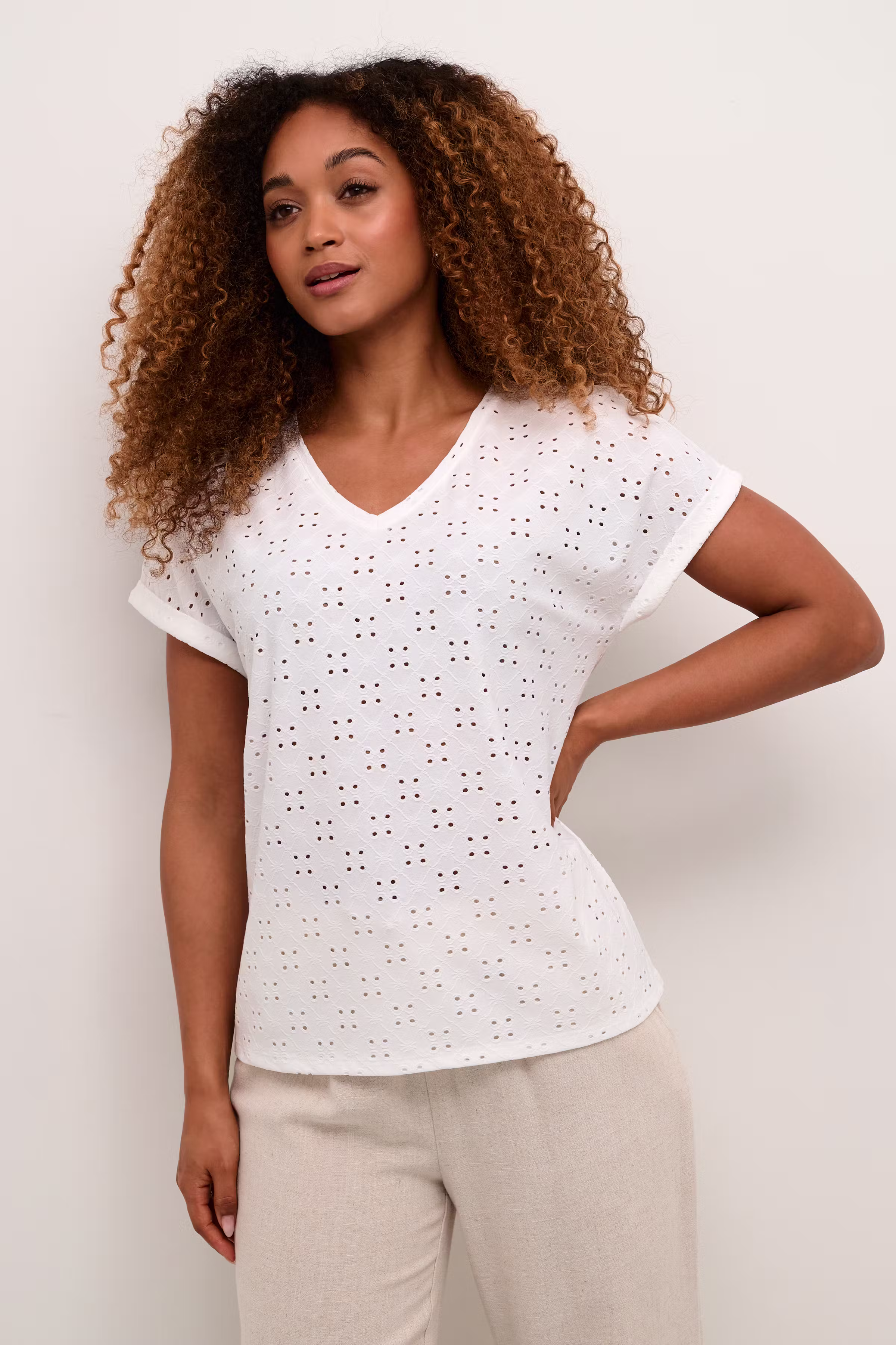LCSina Blus LOOKBOOK FRONT 10613242-110601