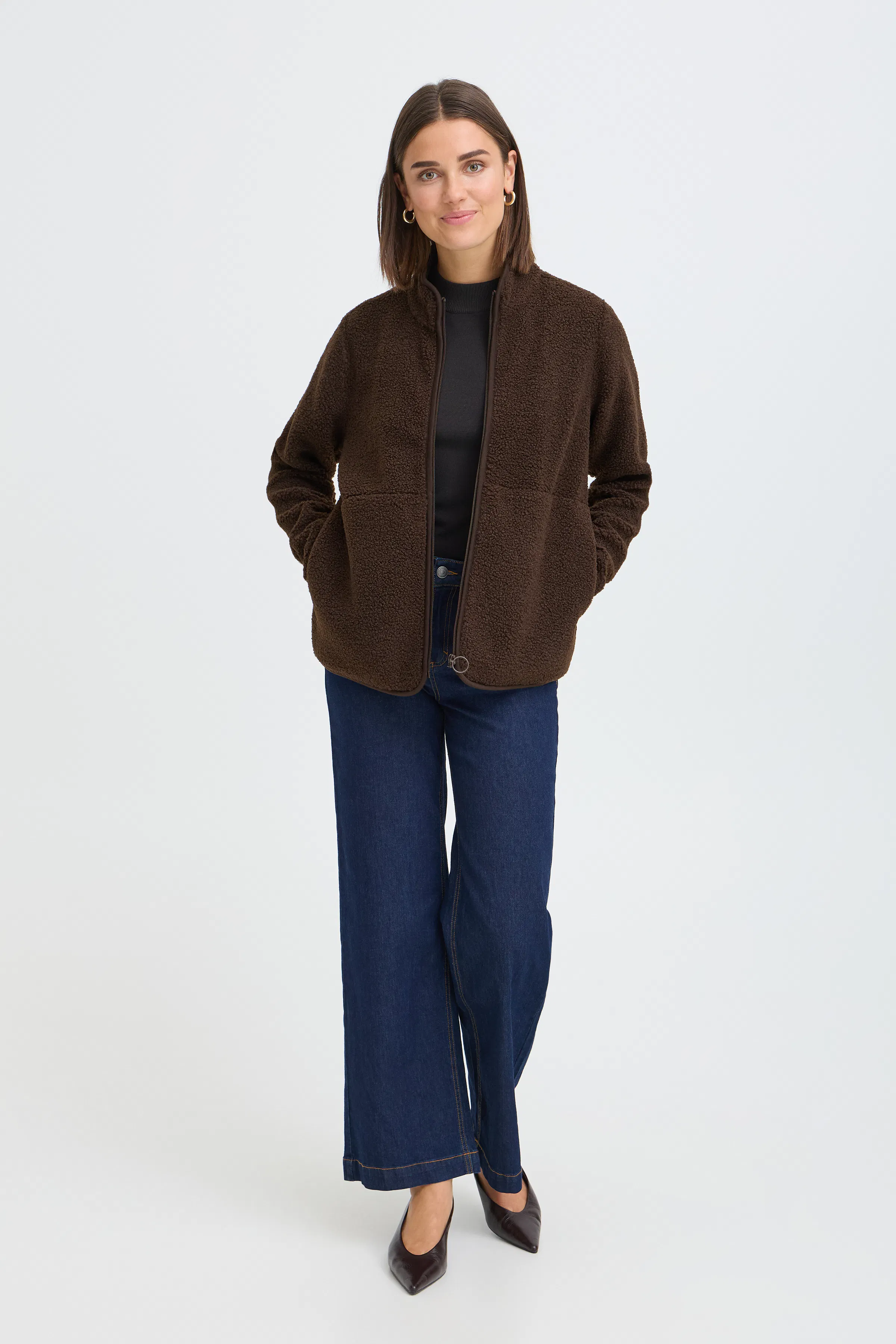 FRTENYA Yttertøy LOOKBOOK FRONT 20618524-190913