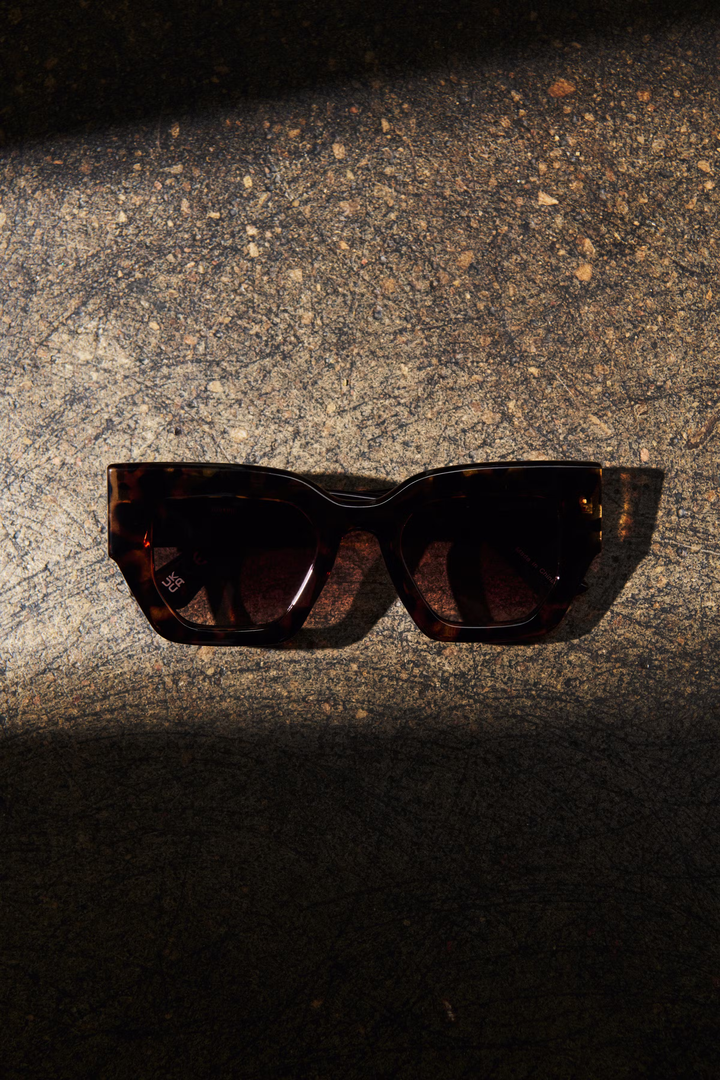 SLChase Sunglasses LOCATION NONE 30408227-303696