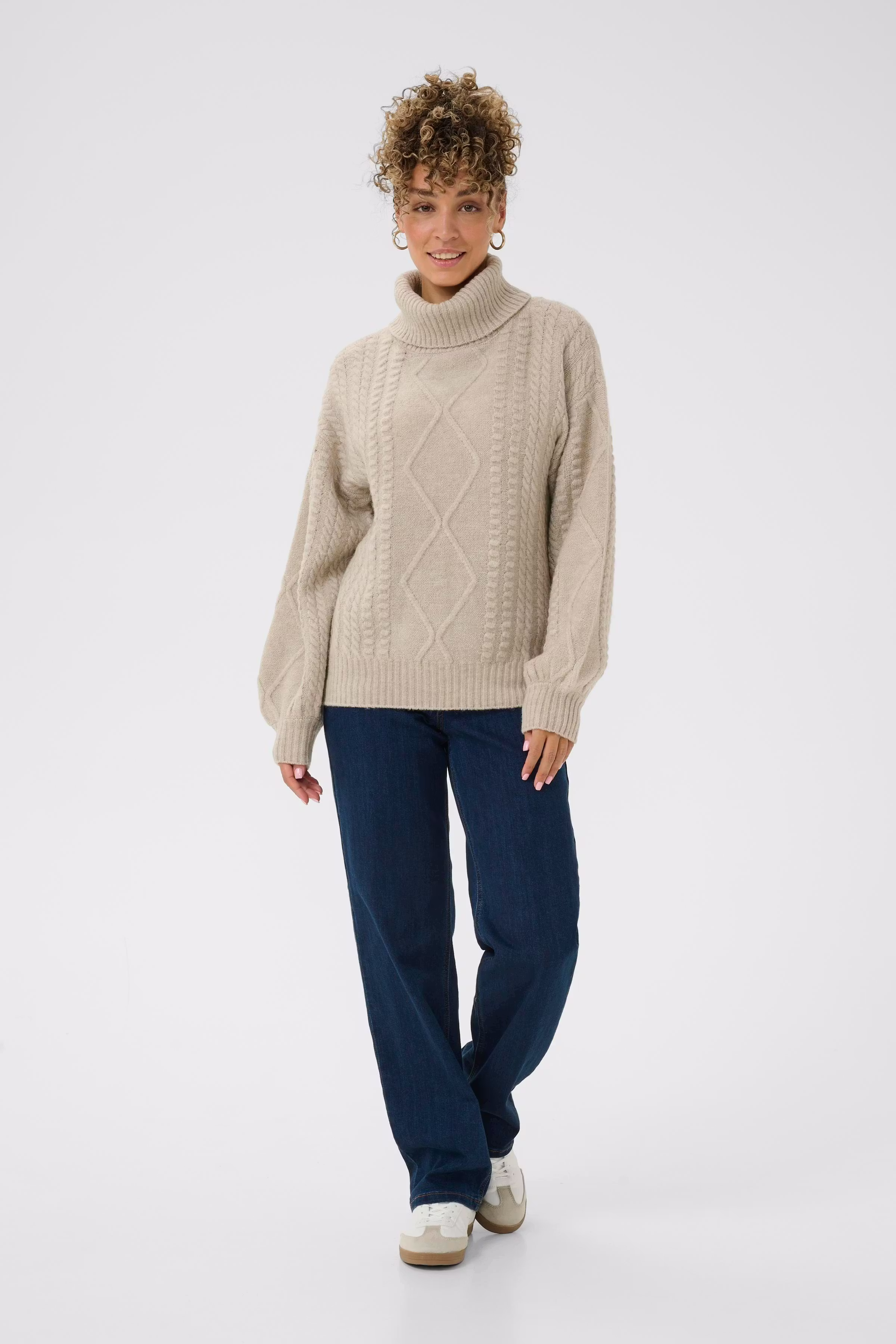 CRPumpkin Pullover LOOKBOOK FRONT 10614898-130404