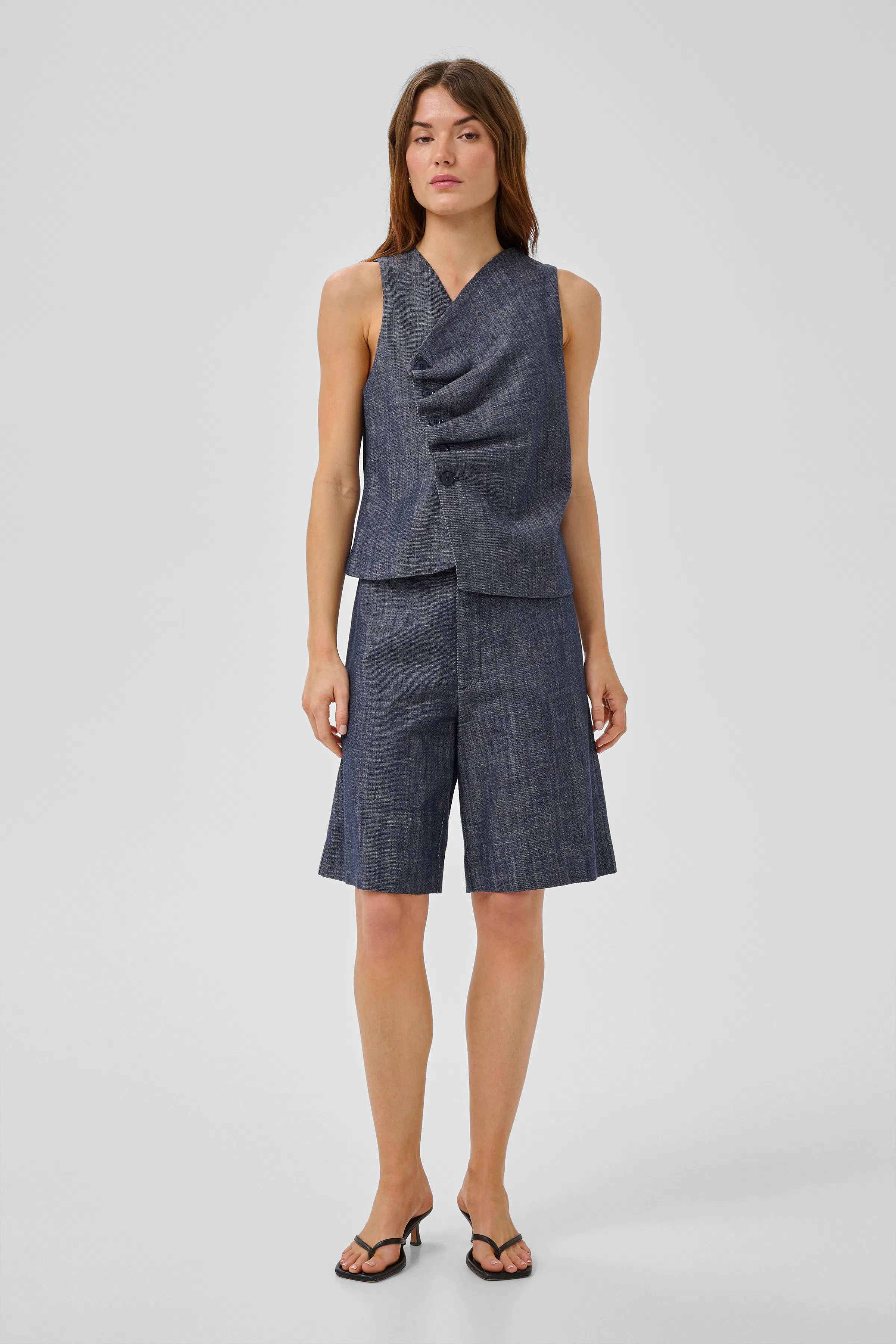 MWDazzie Shorts LOOKBOOK FRONT 10705581-100061