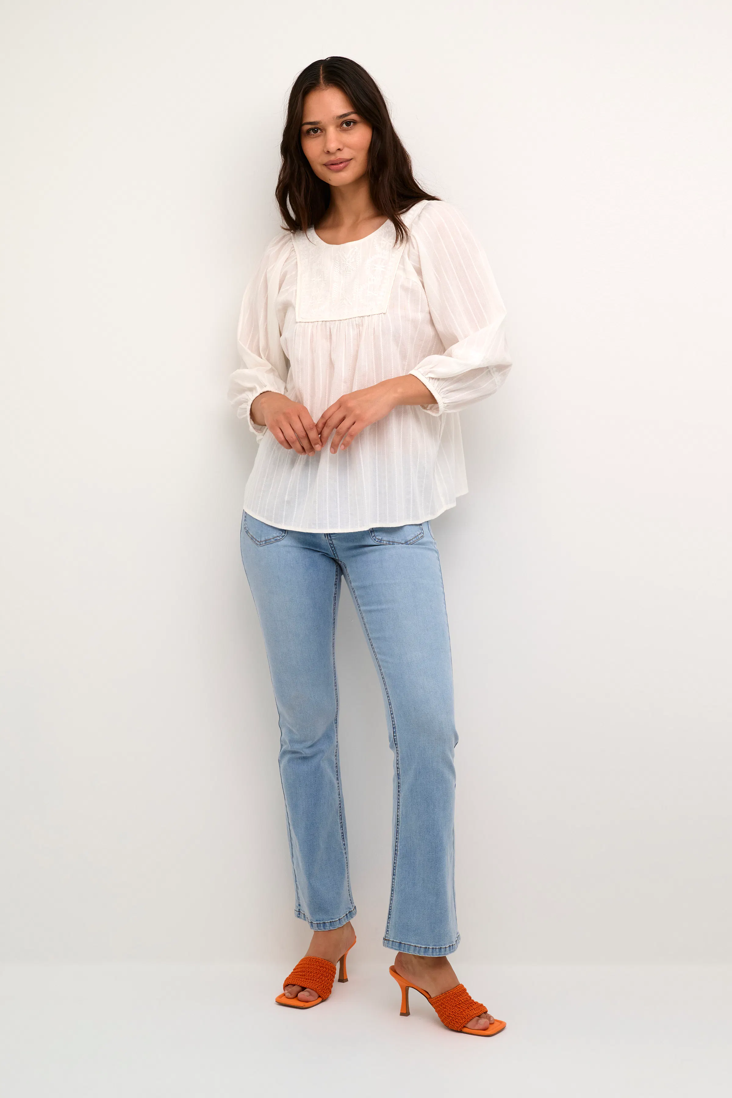 CUbama Bluse LOOKBOOK FRONT 50110410-500013