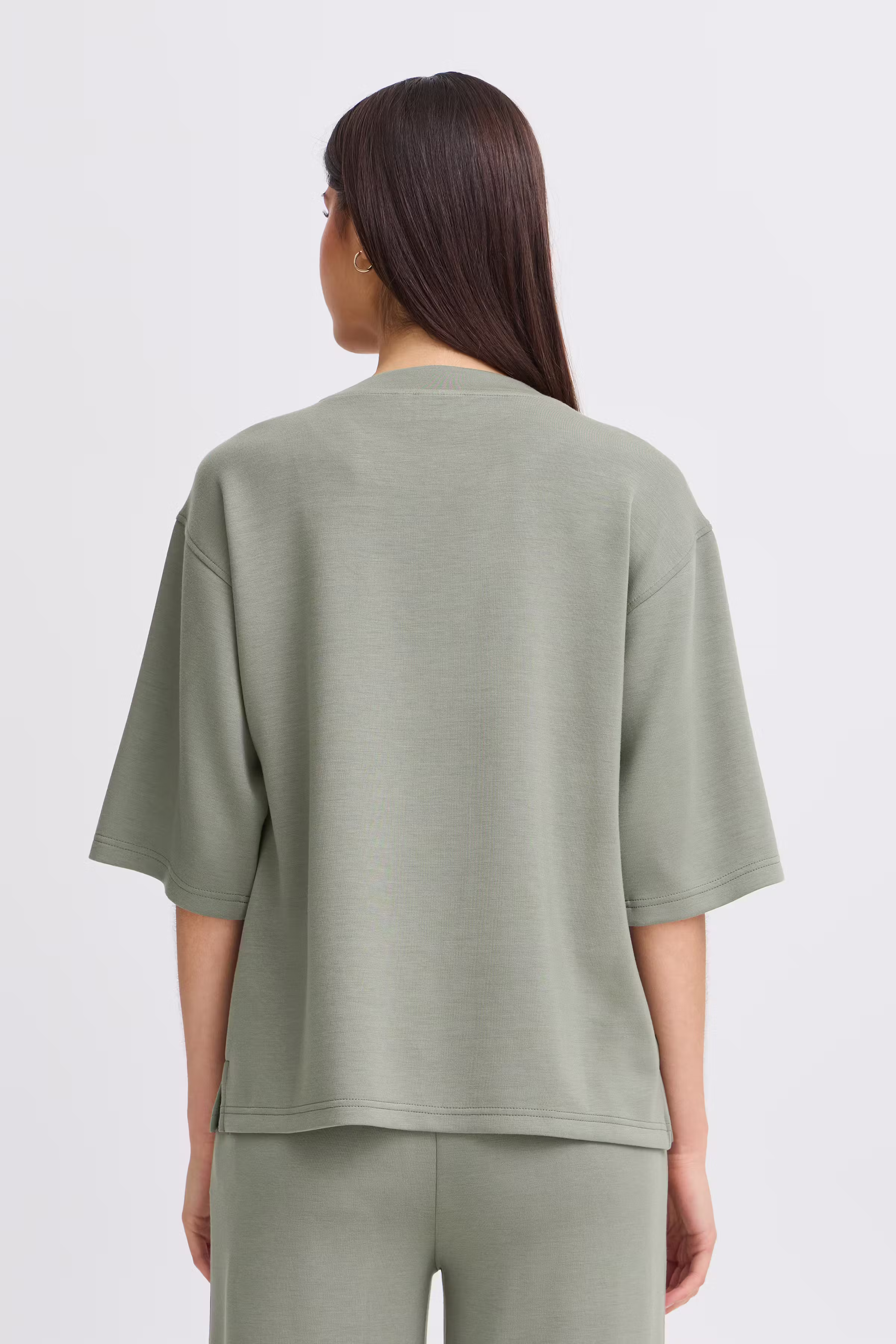 FRAURORA Sweatshirt LOOKBOOK BACK 20615492-185806
