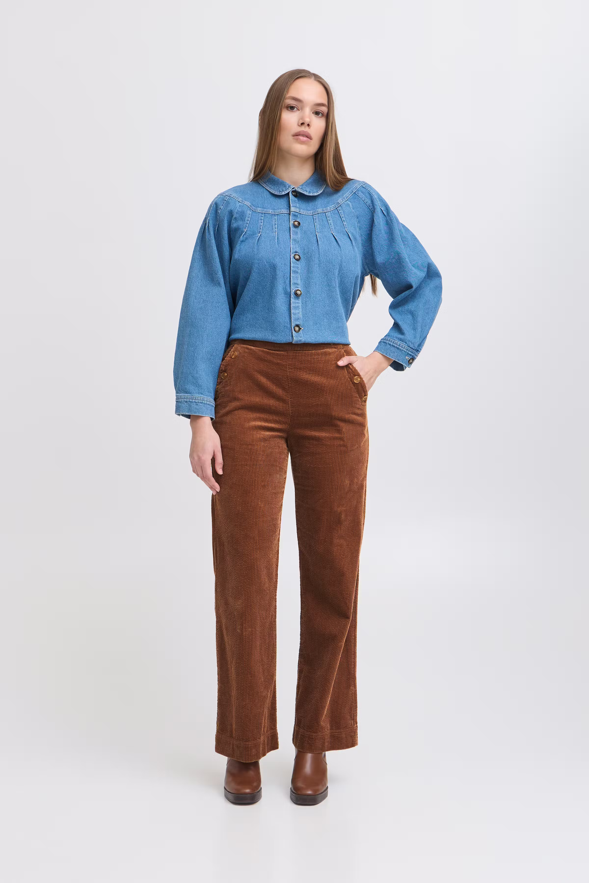 IRTWIN Bukser LOOKBOOK FRONT 20123293-181130