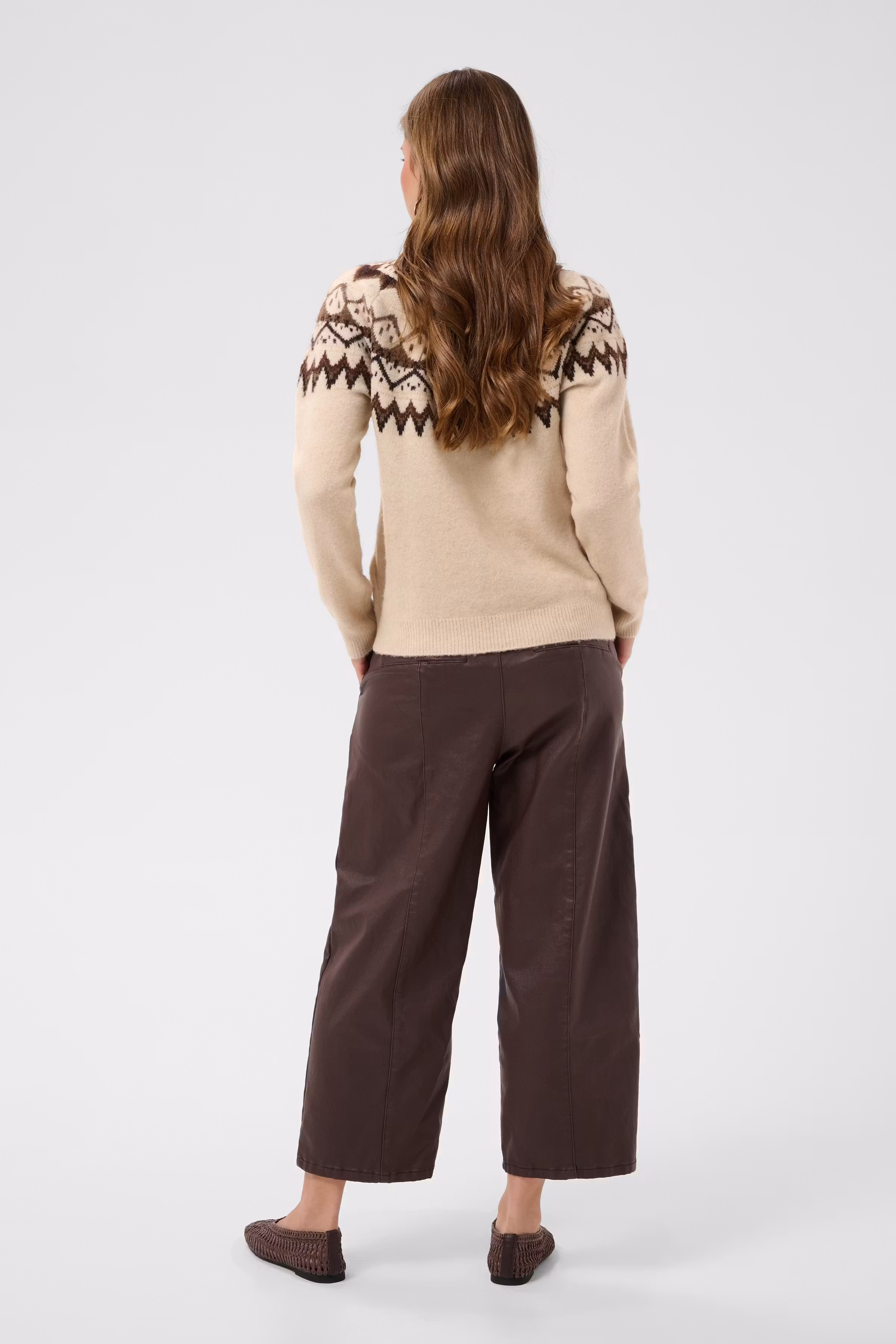 CRCherrie Pullover LOOKBOOK BACK 10615330-1304011