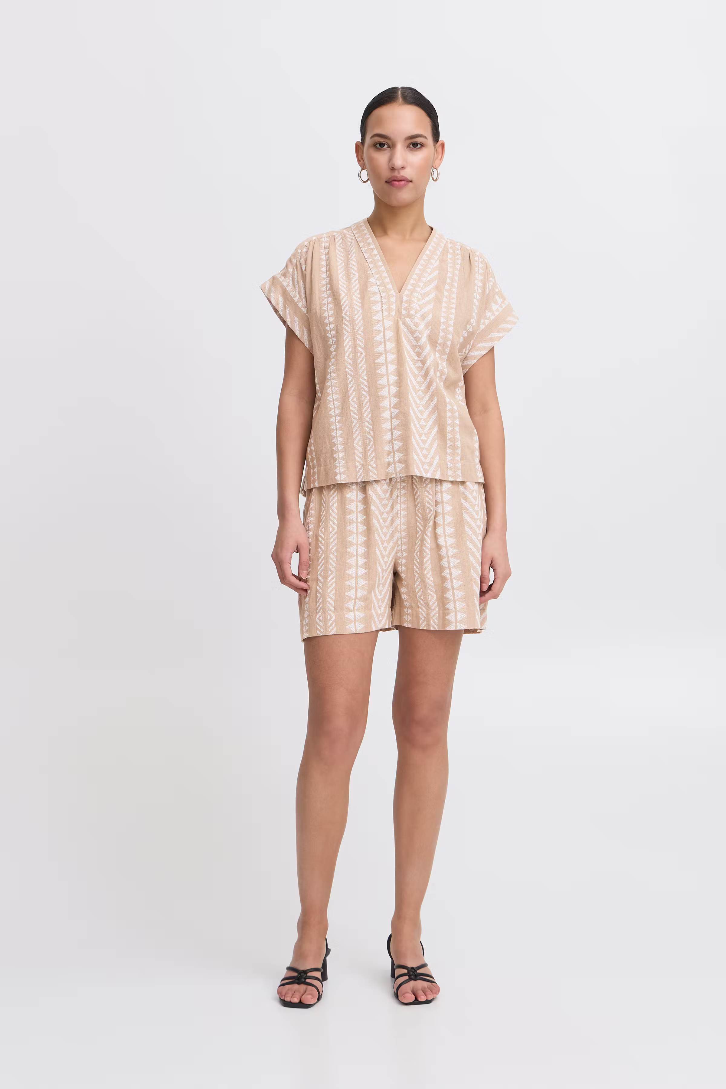 IHWALDINA Blouse LOOKBOOK FRONT 20123365-160906