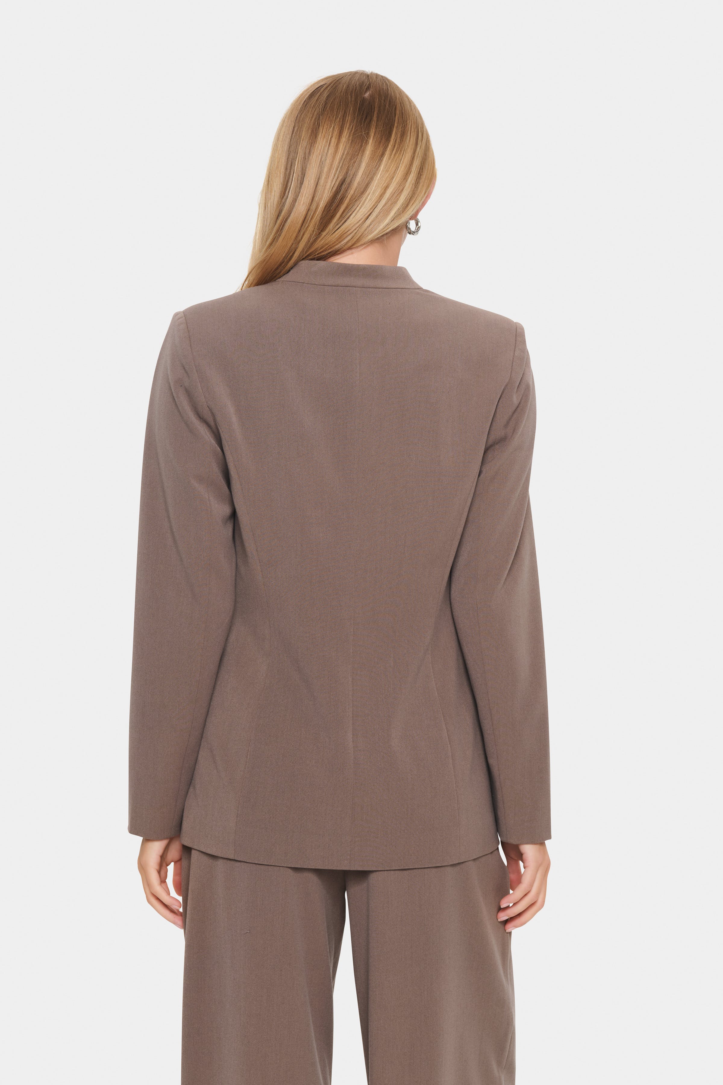 LuwaSZ Blazer LOOKBOOK BACK 30514222-181015