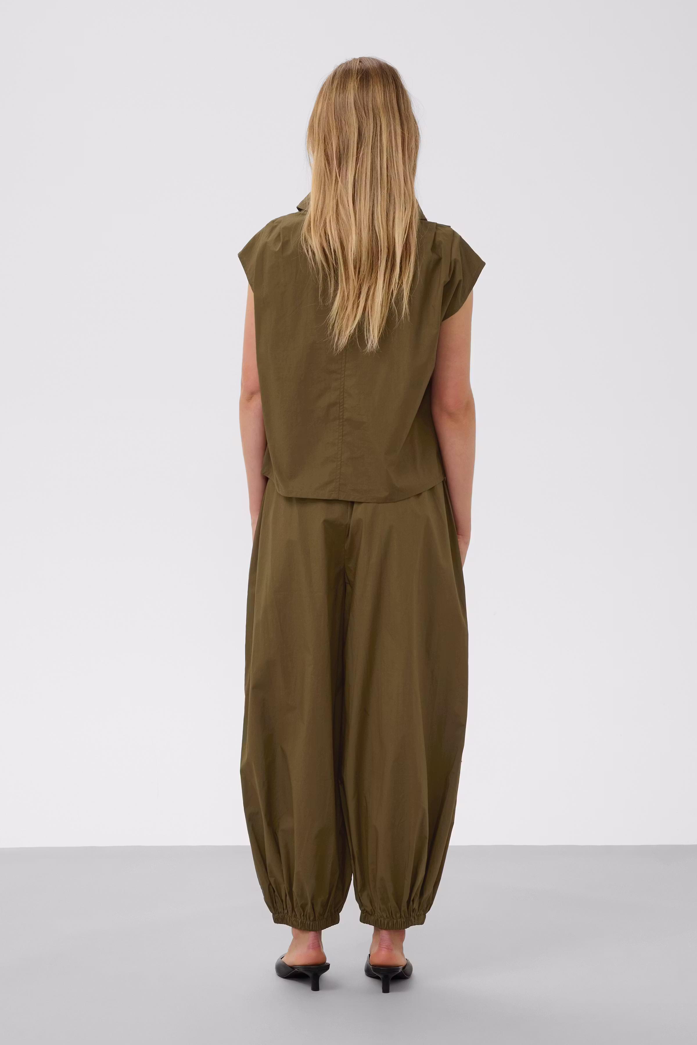 SLMolopo Trousers LOOKBOOK BACK 30409357-190618