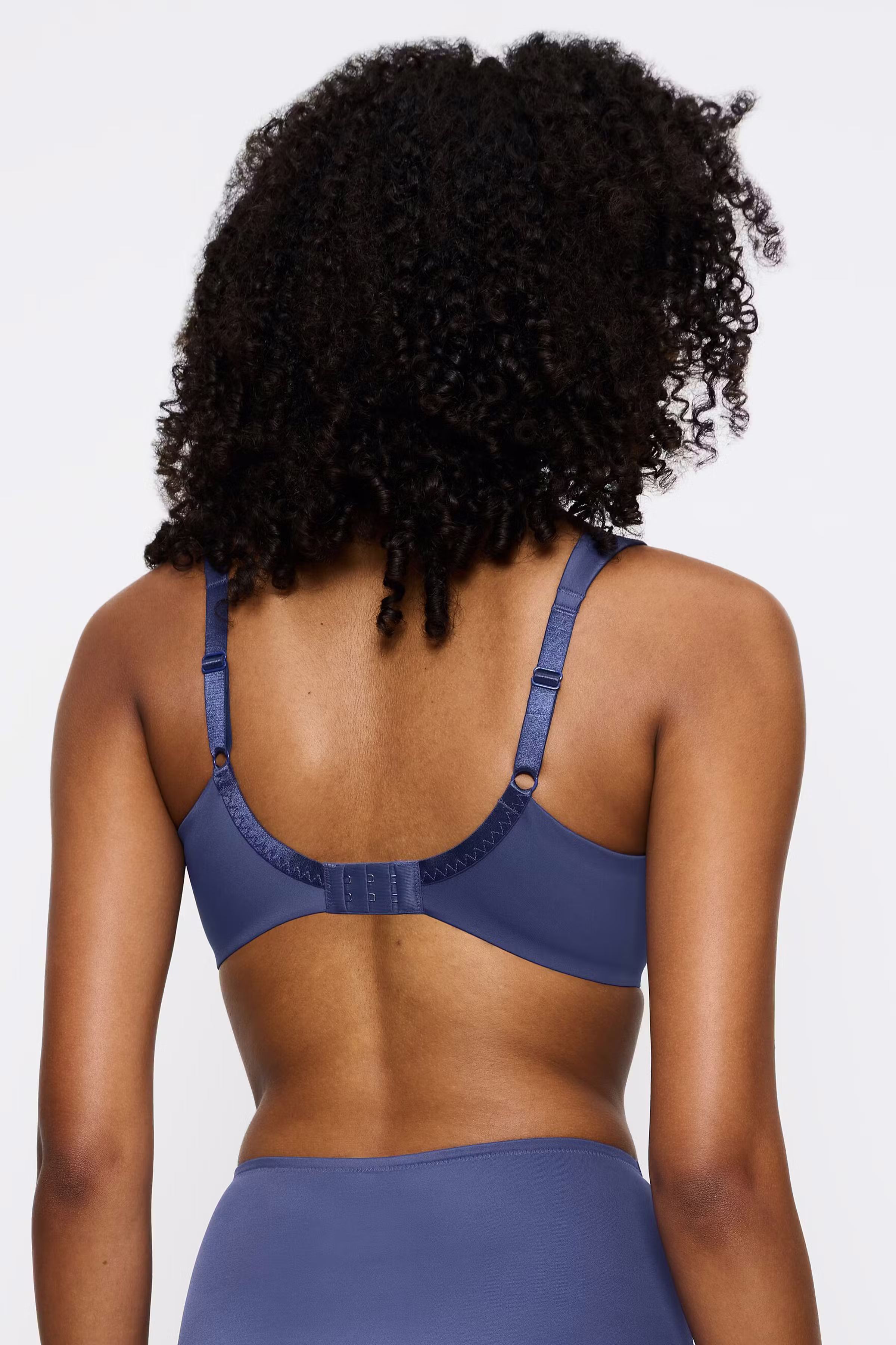 TrueShape BH LOOKBOOK BACK 40500260-T00QF