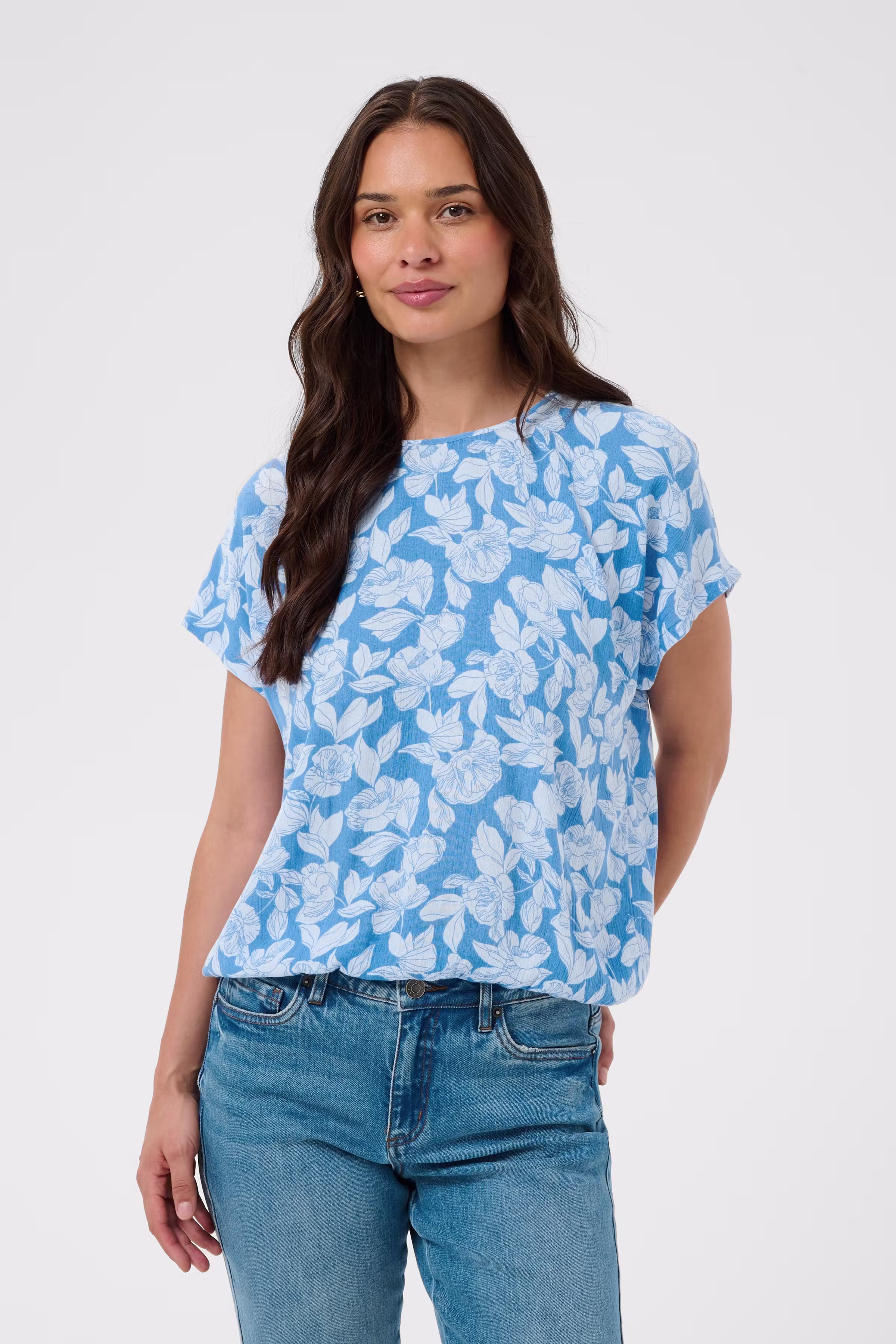 KAlisa Bluse LOOKBOOK FRONT 10552188-104670