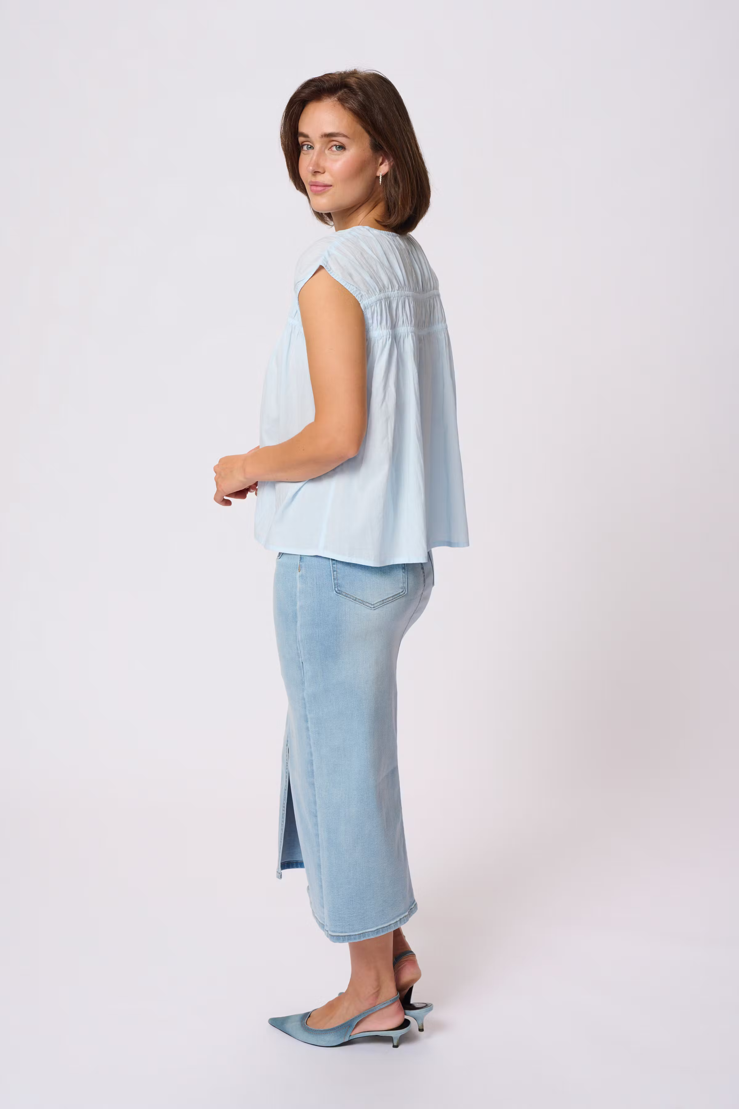 KAthua Blouse LOOKBOOK BACK 10509987-144005