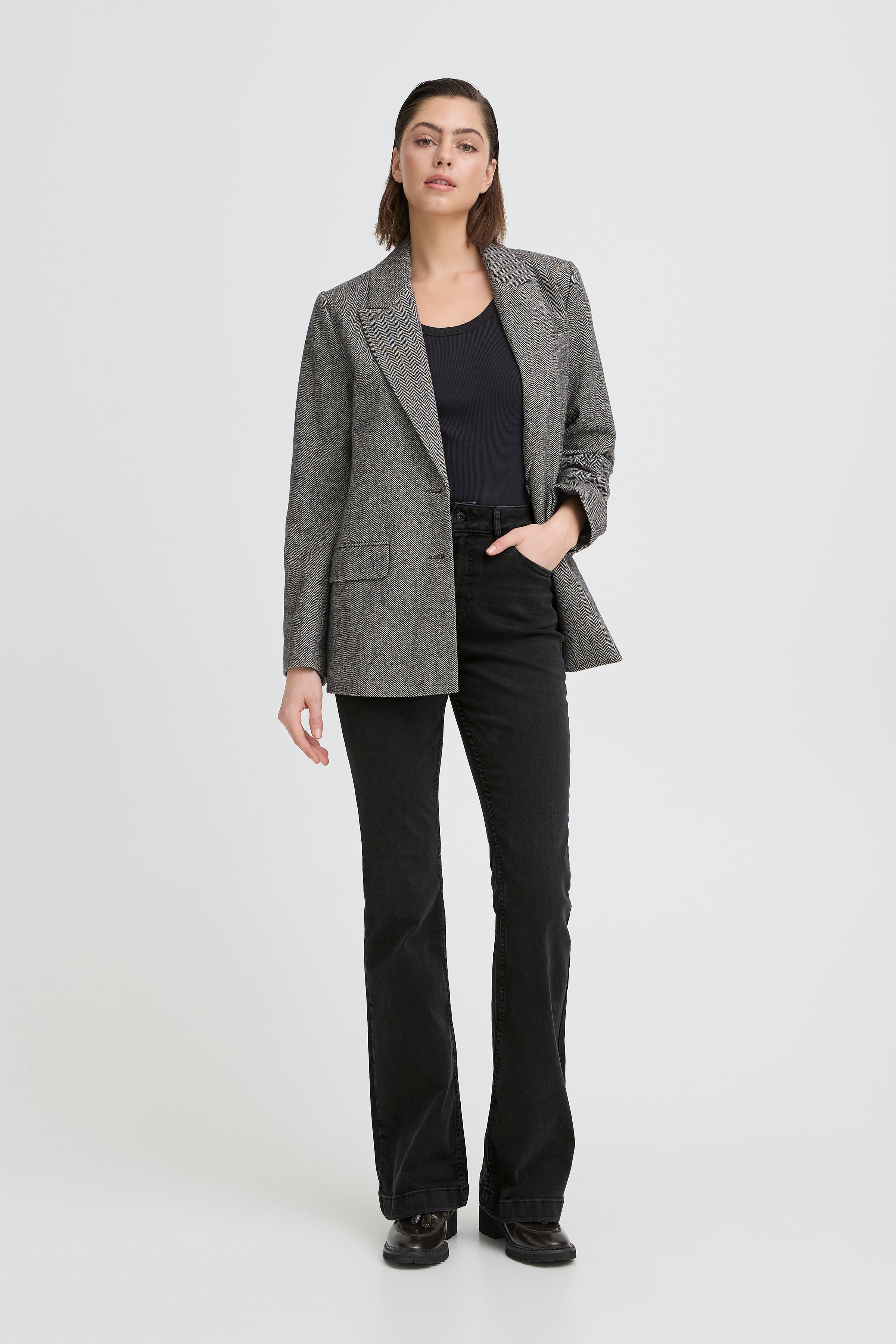 PZBECCA Jeans LOOKBOOK FRONT 50207285-200004