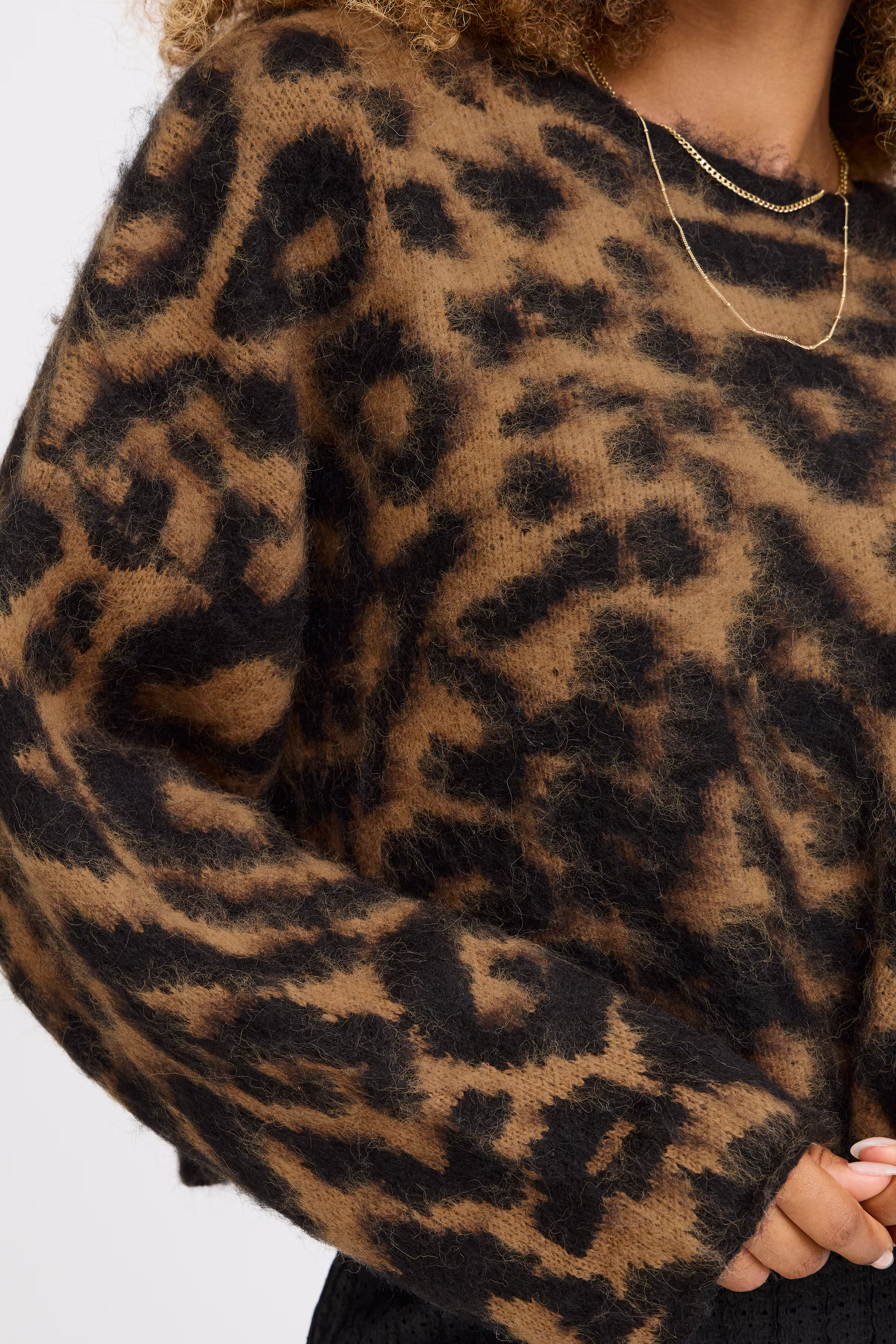 SBBEKA Pullover LOOKBOOK DETAIL 22100777-190303