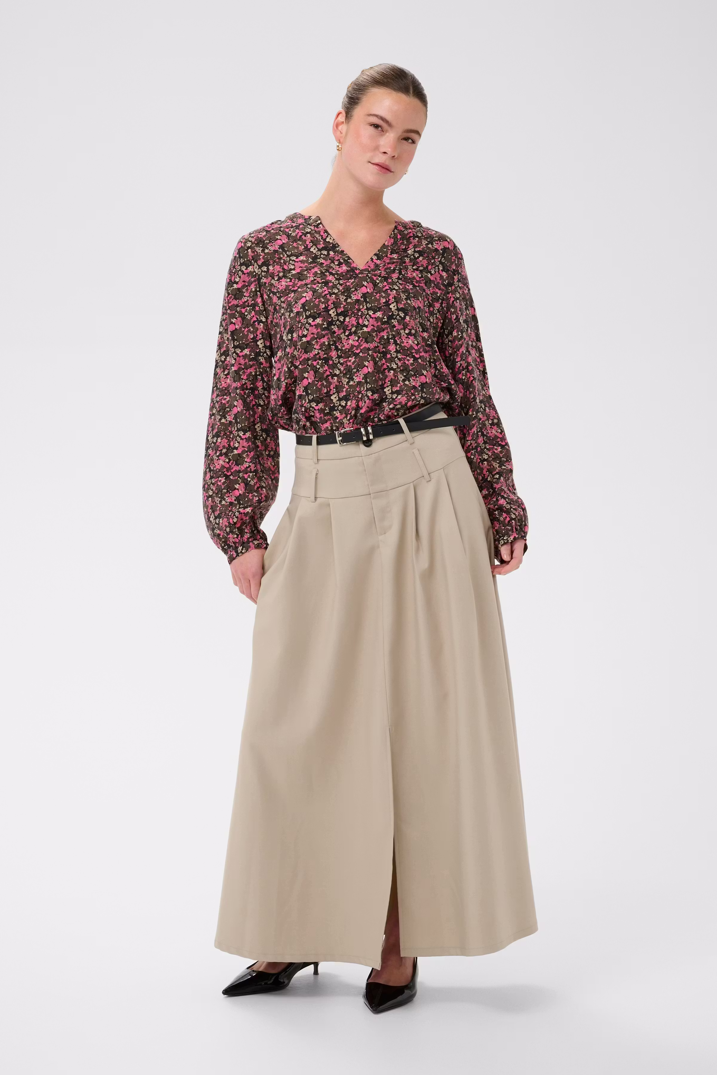 KAbella Blouse LOOKBOOK FRONT 10511035-108749