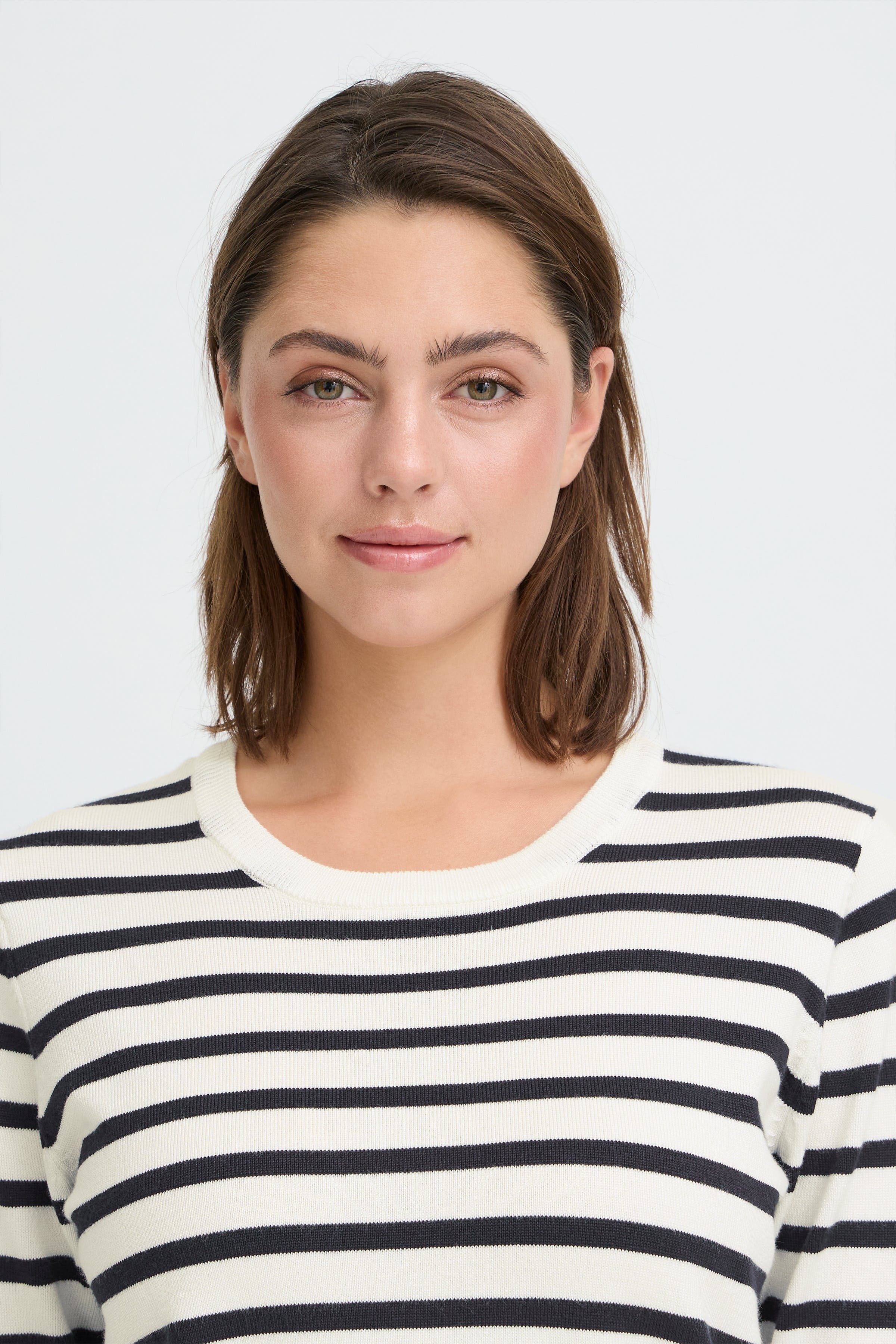 IHLULS O-Neck Pullover LOOKBOOK DETAIL 20125814-900007009
