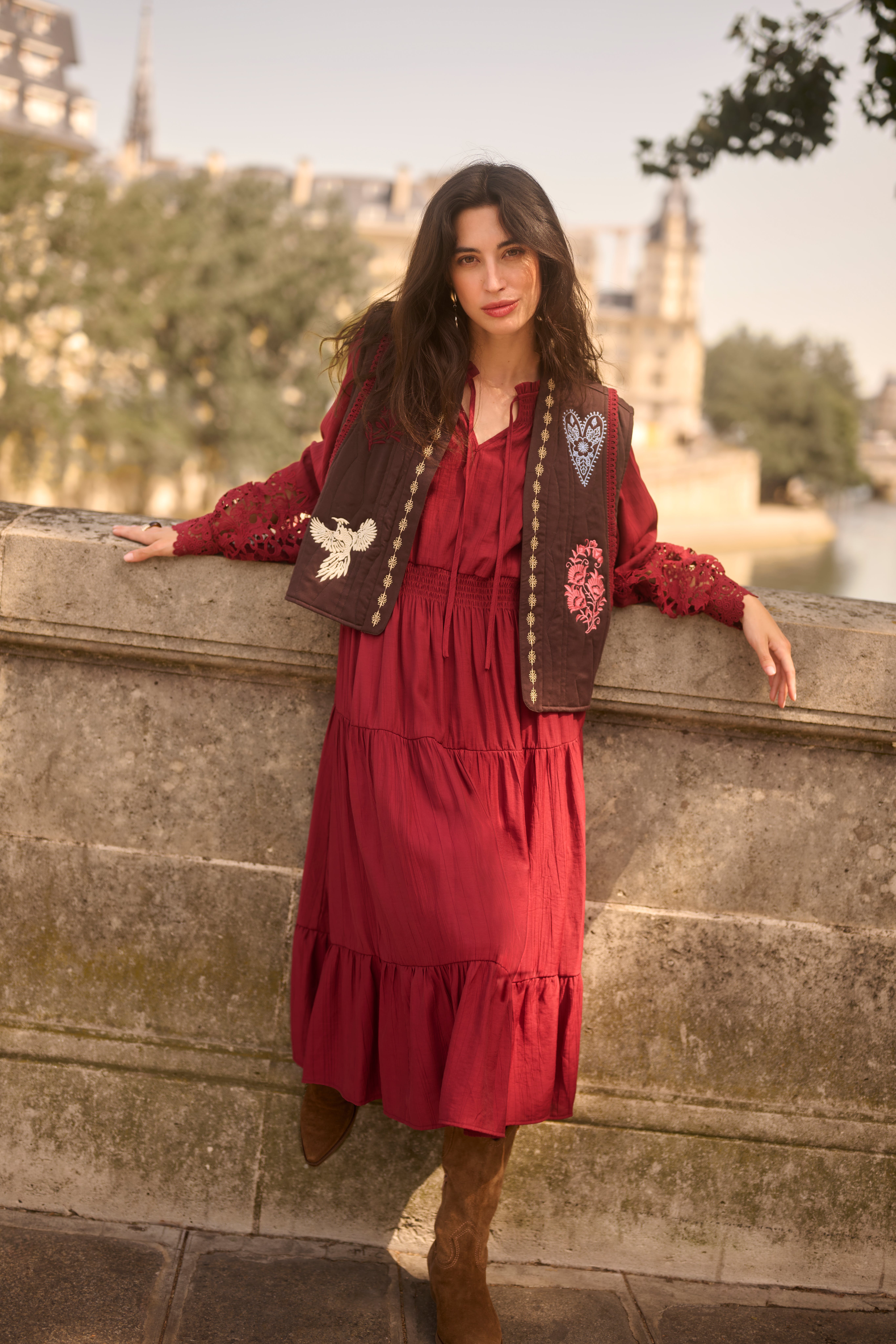 CRTina Robe LOCATION NONE 10615439-191724