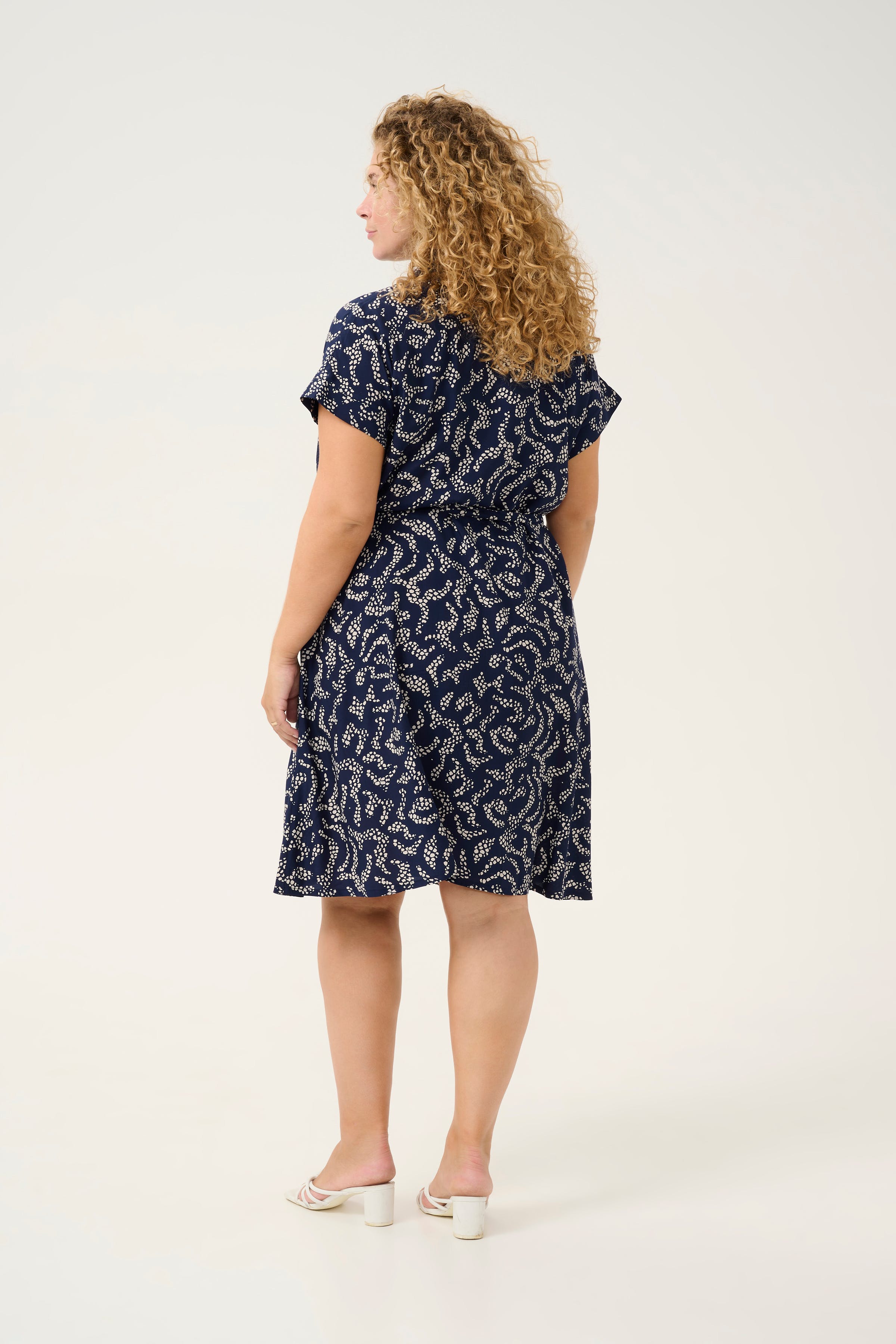 KCbeate Dress LOOKBOOK BACK 10583231-107419