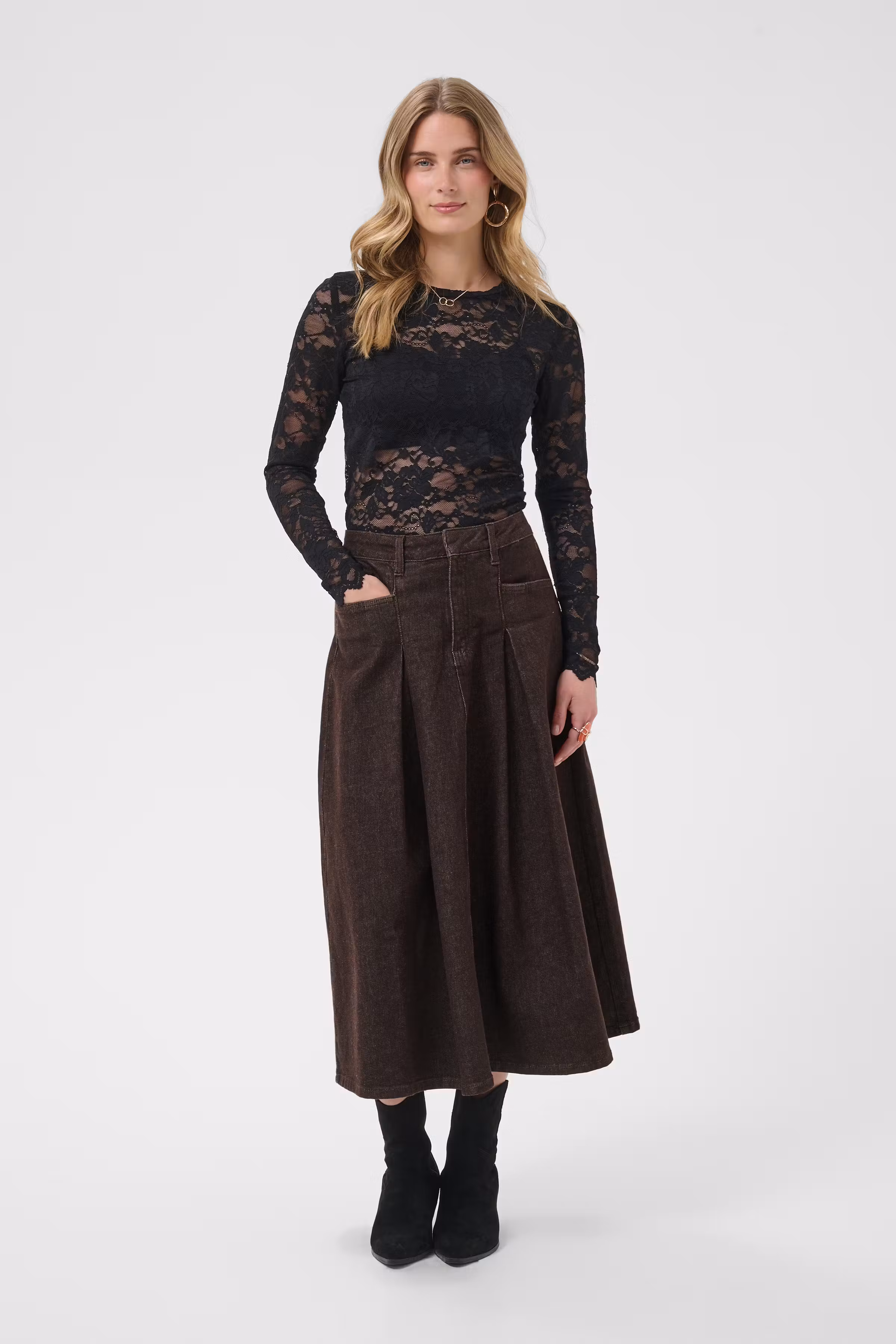 CRRenai Rock LOOKBOOK FRONT 10615296-191016