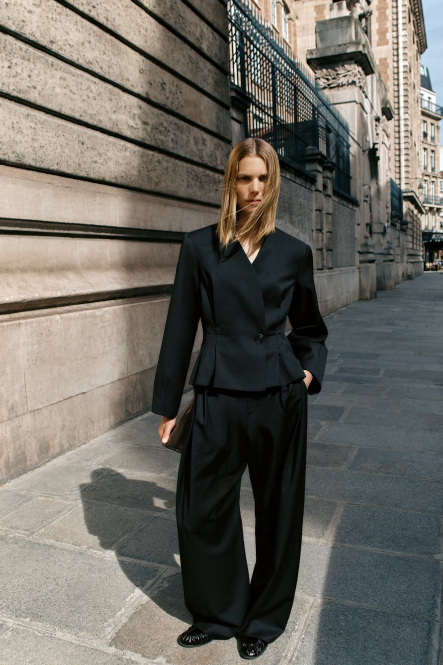 CARAHIW Blazer LOCATION NONE 30112889-194008