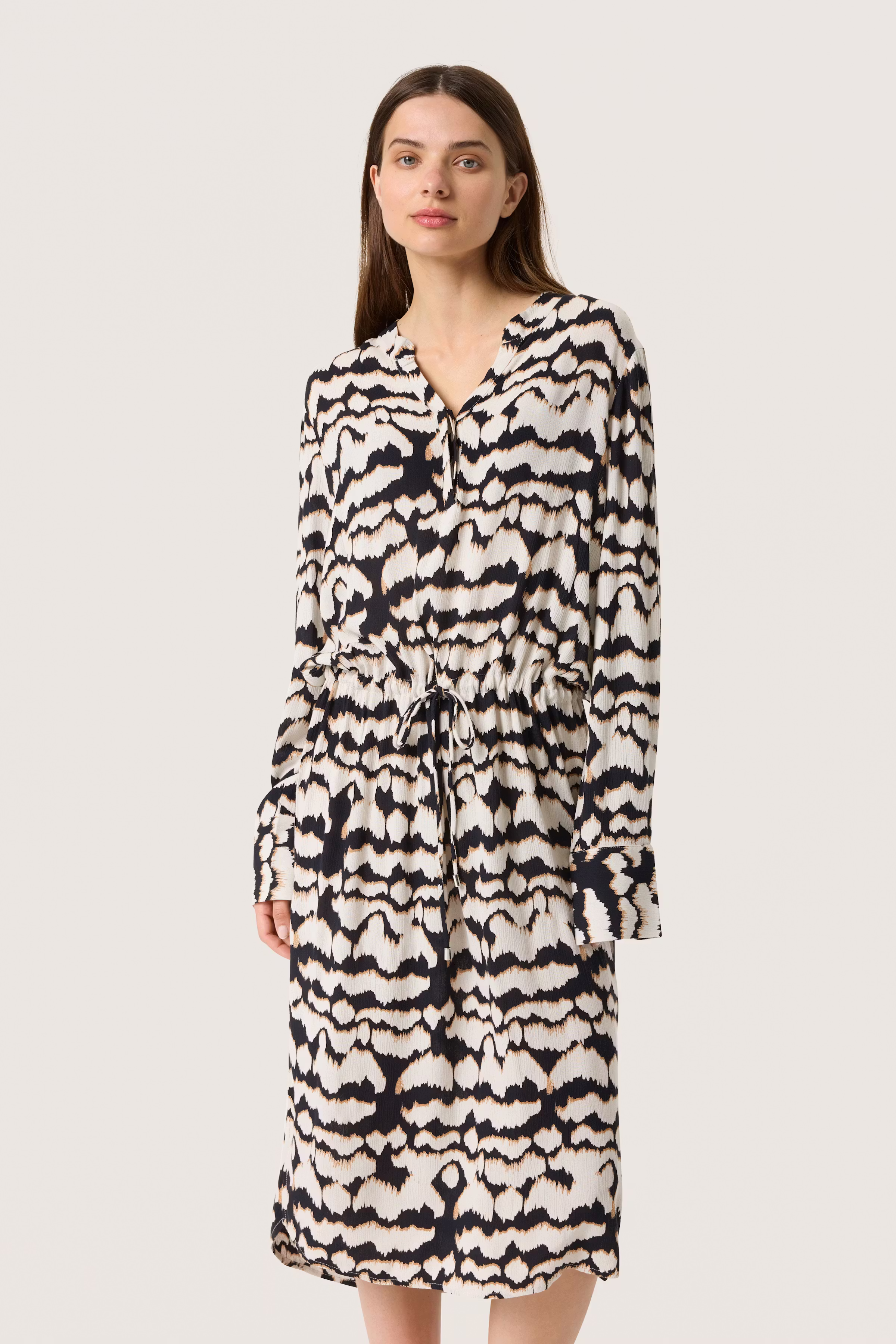 SLZaya Kleid LOOKBOOK FRONT 30405040-303155