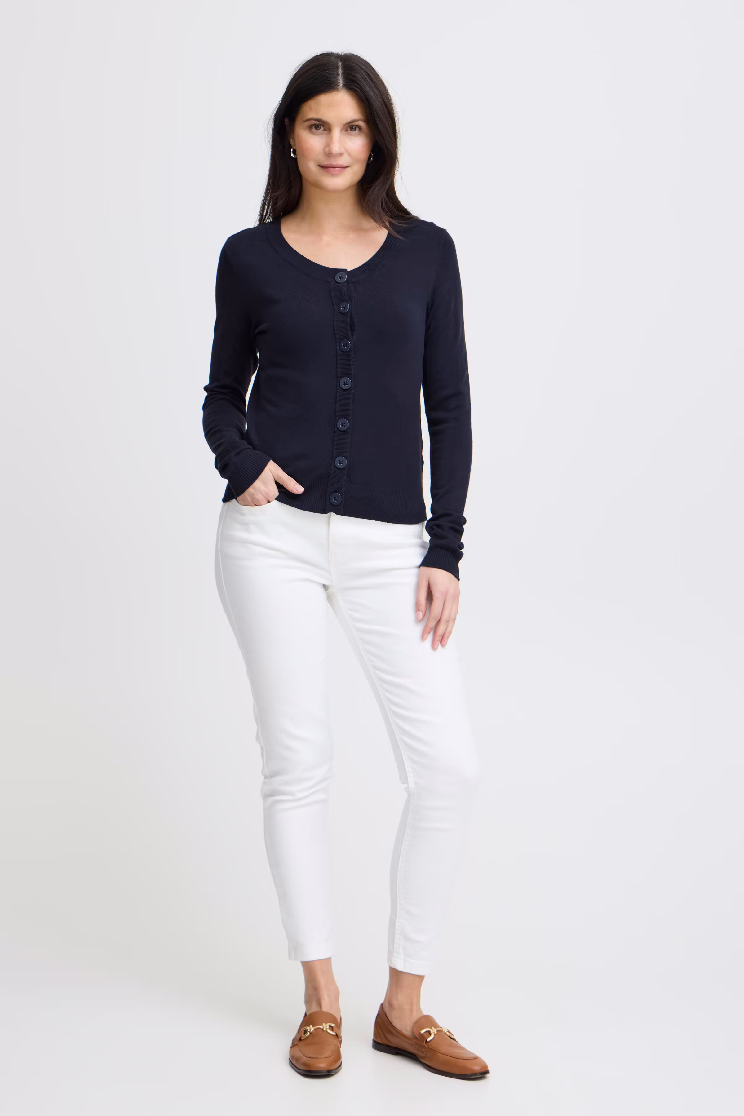 ZUVICFR STRIKKET CARDIGAN LOOKBOOK FRONT 20600437-60468