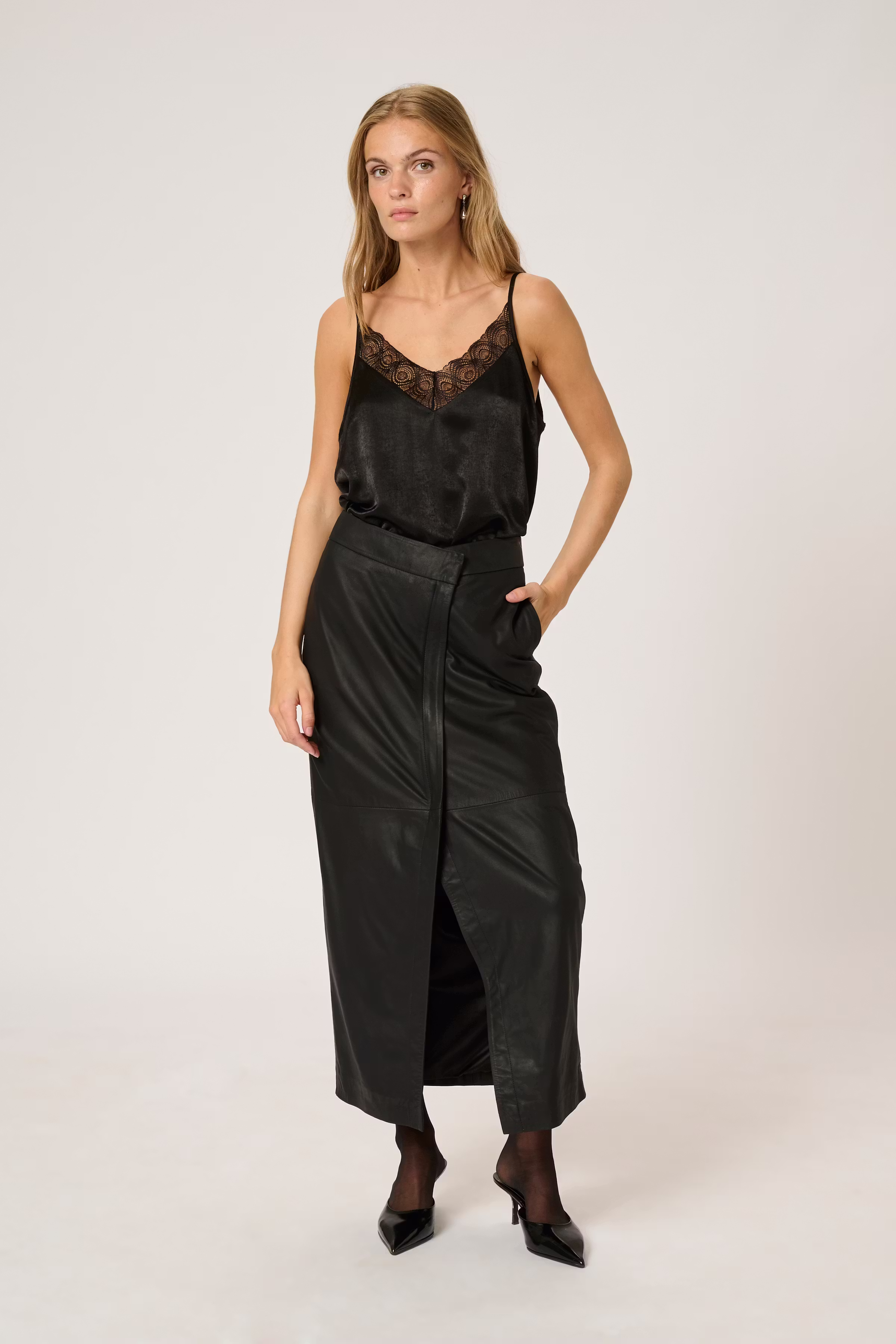 GittaMW Kjol LOOKBOOK FRONT 10704828-100031