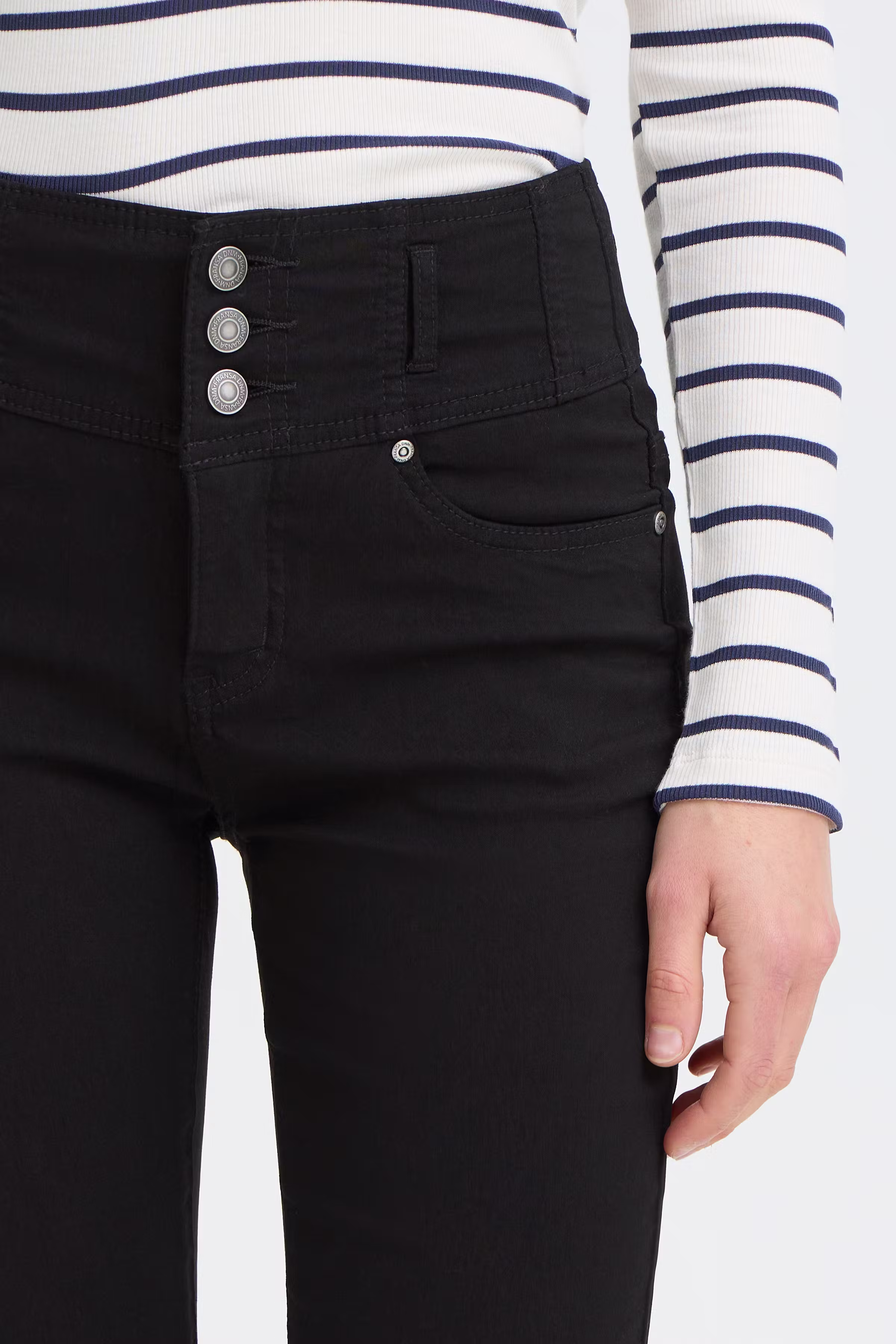 ZALINFR PANTS LOOKBOOK DETAIL 601749-60096