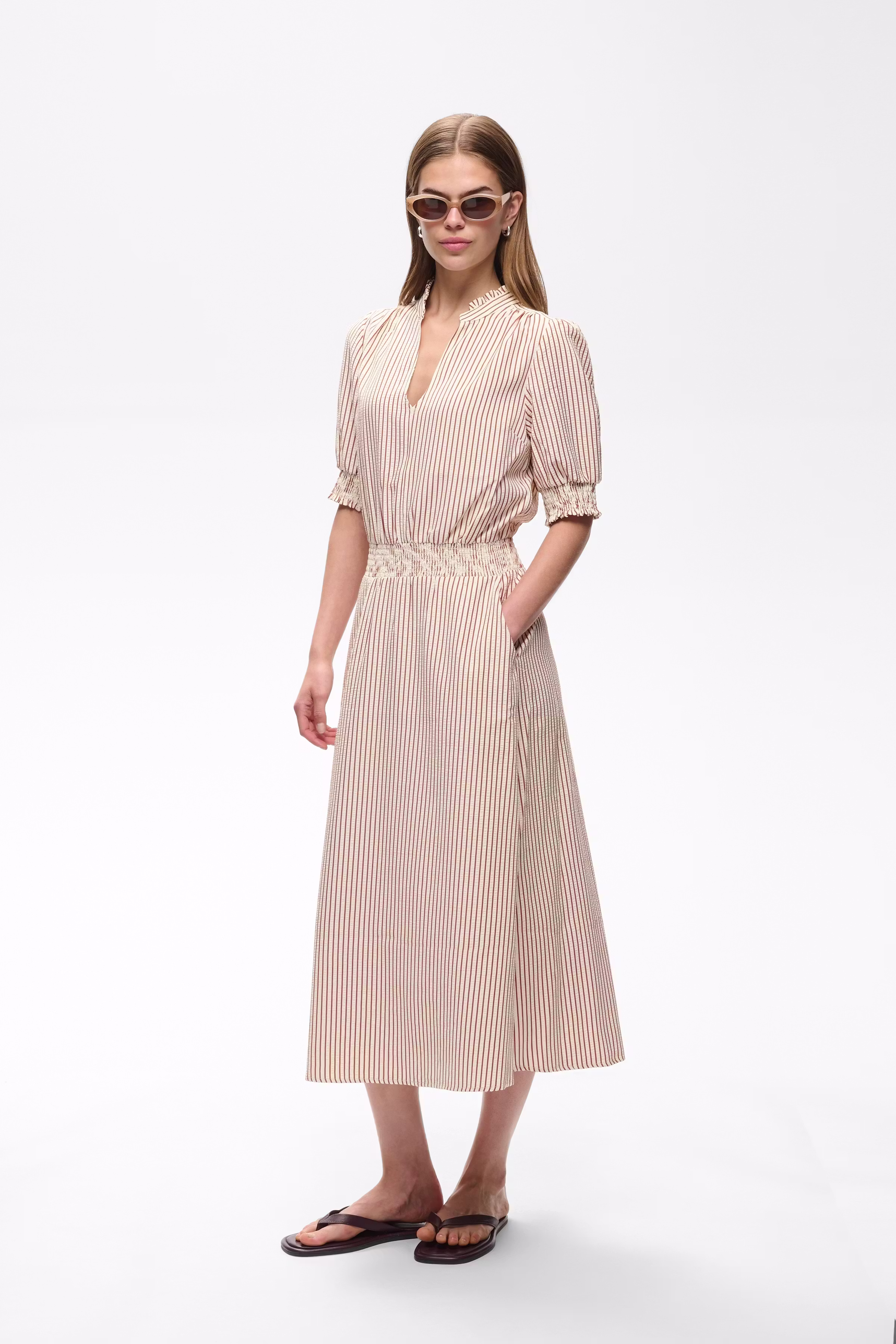 BellaIW Klänning LOOKBOOK FRONT 30111221-305161